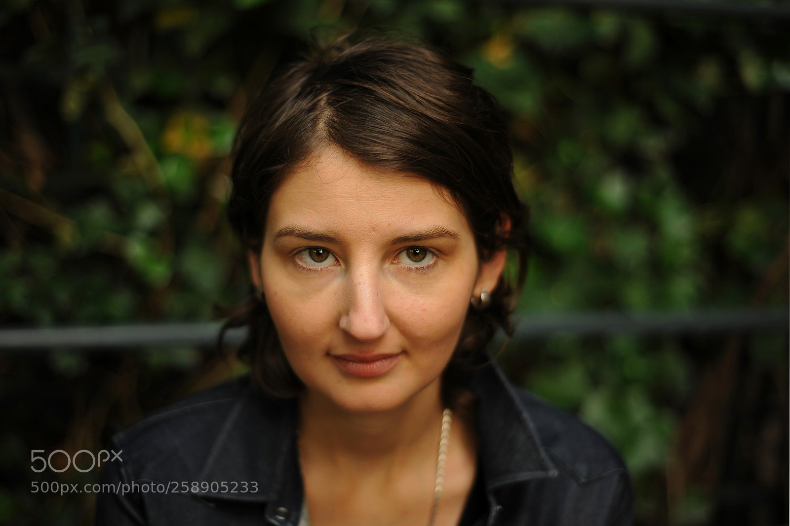 Nikon D700 sample photo. Leafy summer portrait photography