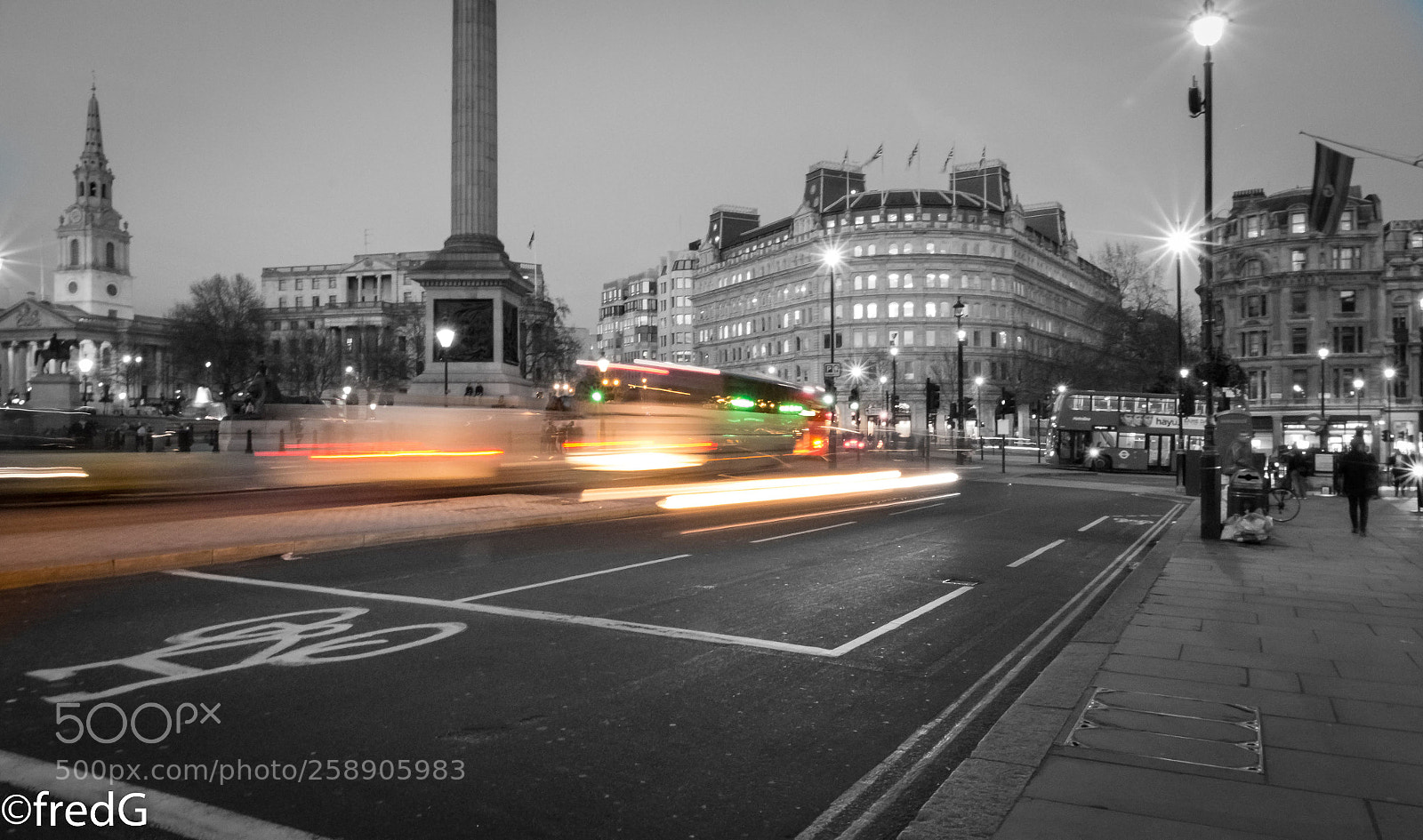 Canon EOS 70D sample photo. Night in london photography