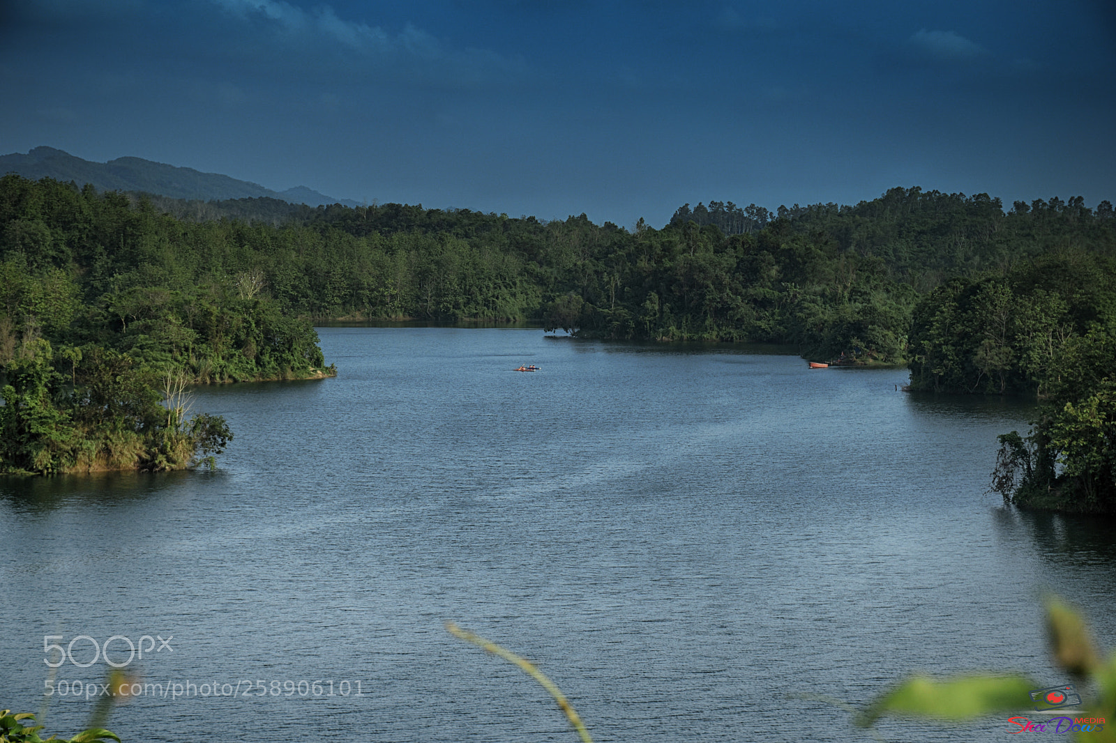 Nikon D5500 sample photo. A silent lake ! photography