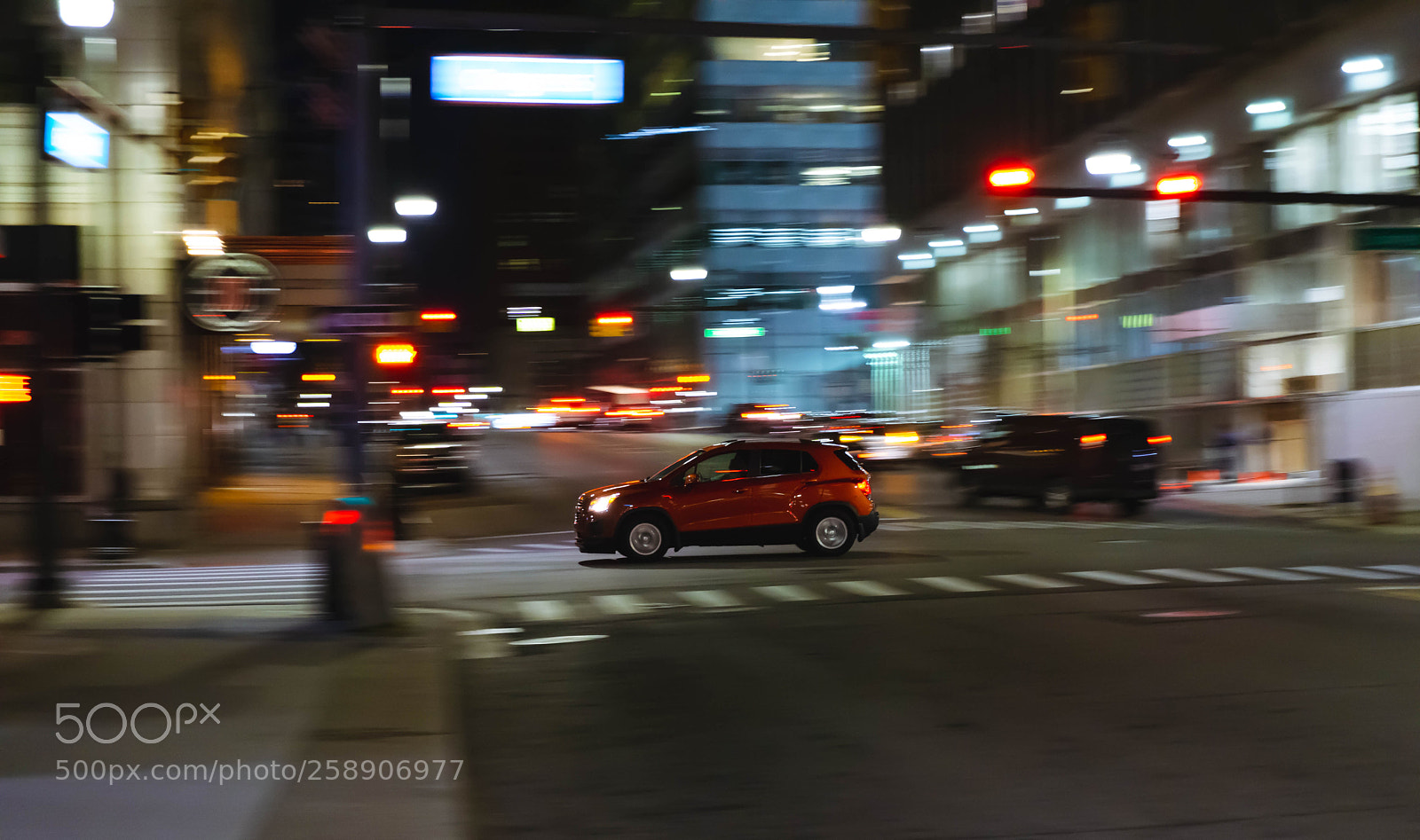 Sony a6000 sample photo. Night shift photography