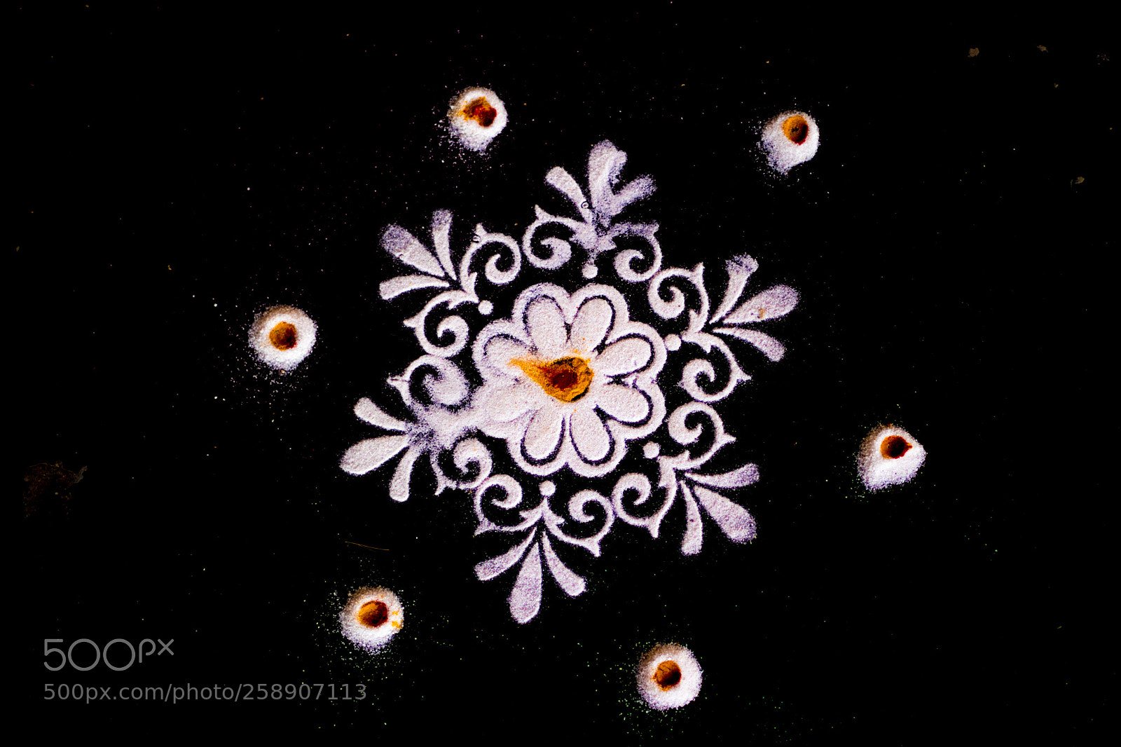 Canon EOS 77D (EOS 9000D / EOS 770D) sample photo. Rangoli photography