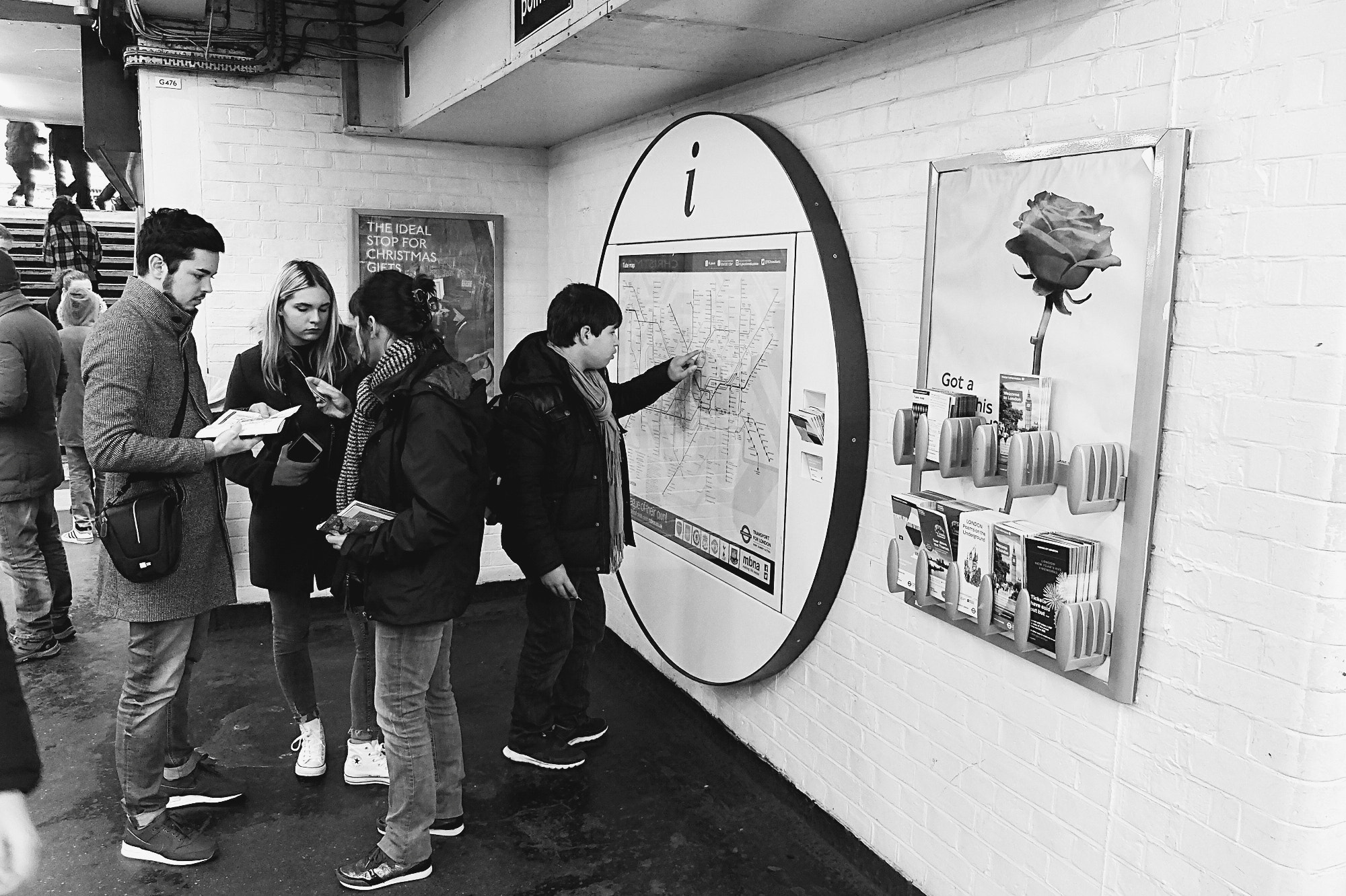 Fujifilm X20 sample photo. Map reading photography