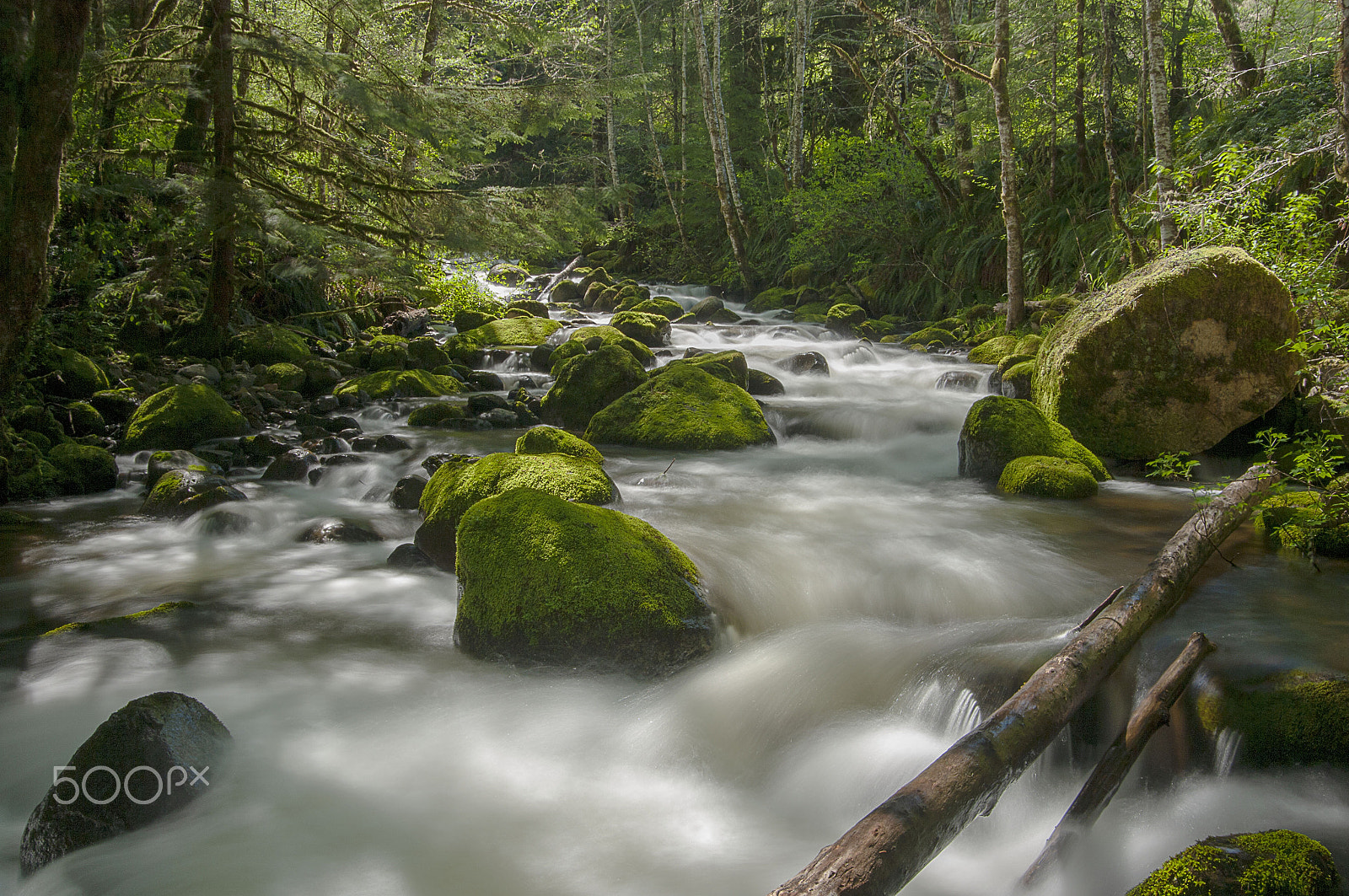 Pentax K20D sample photo. Snow melt river photography