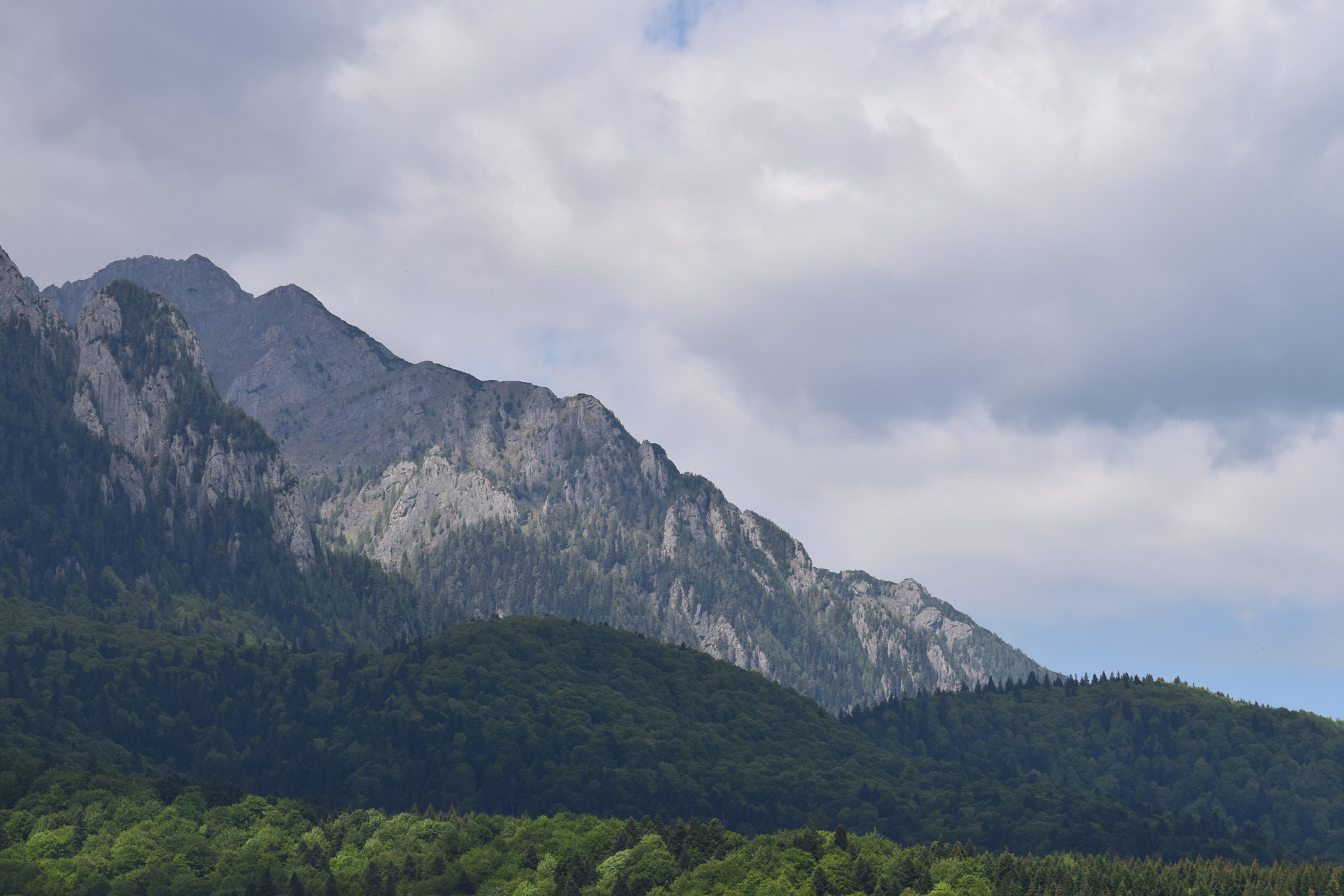 Nikon AF-S DX Micro-Nikkor 85mm F3.5G ED VR sample photo. Mountains photography