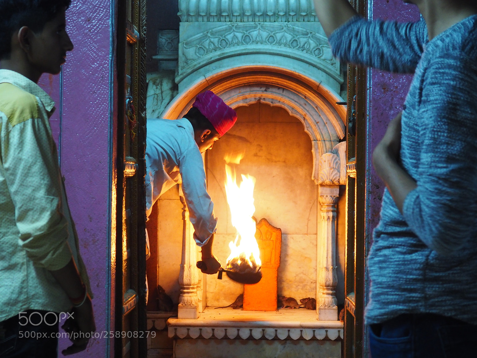 Olympus OM-D E-M10 II sample photo. Karni mata temple photography
