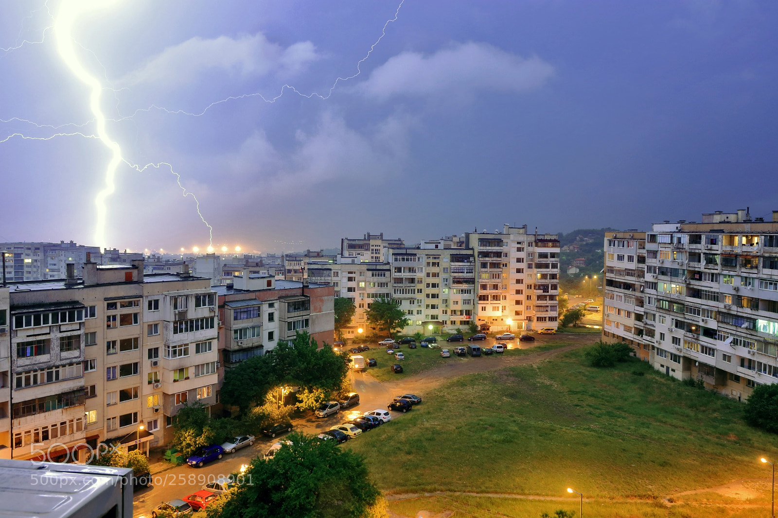 Canon EOS 80D sample photo. Into the storm photography