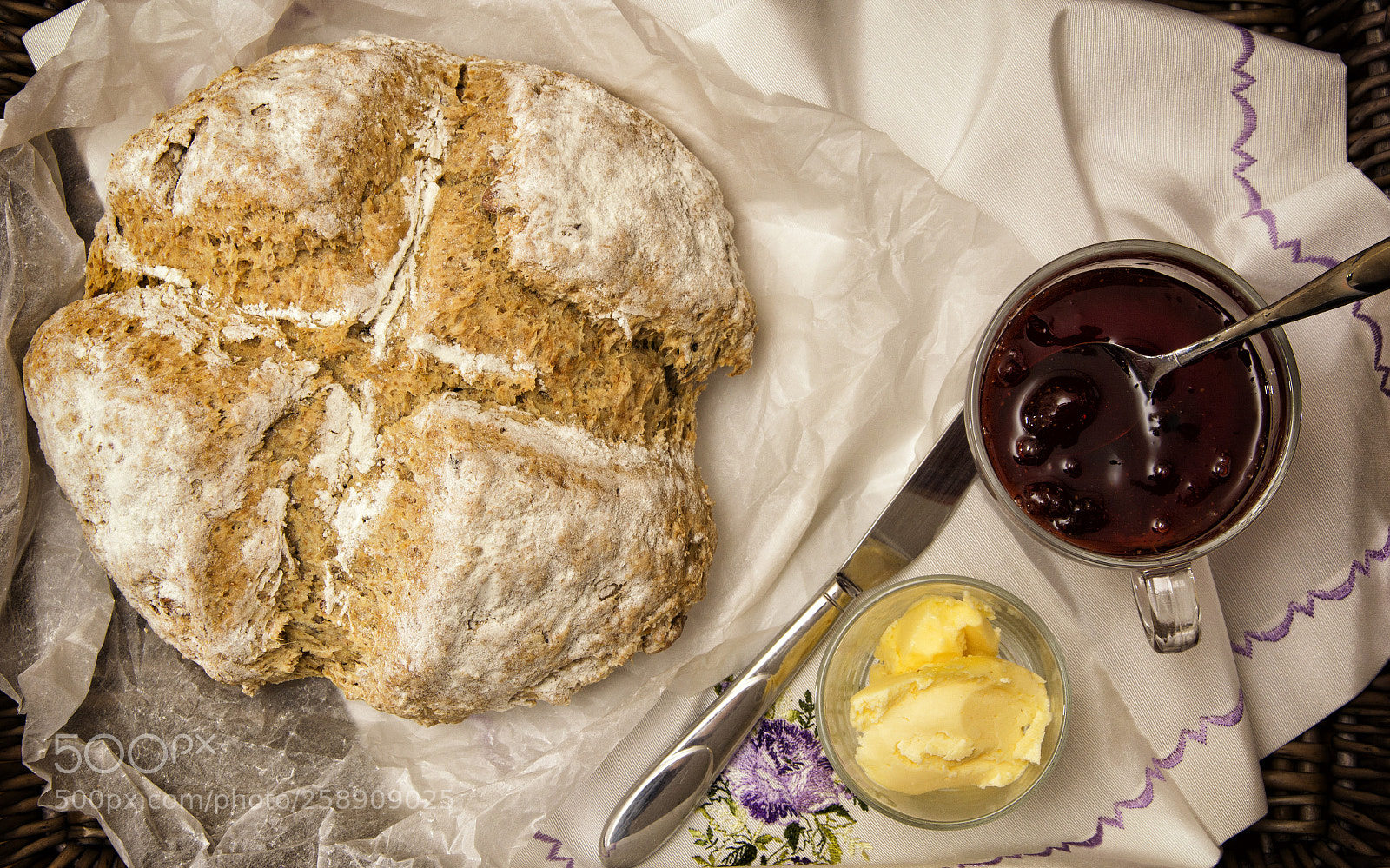 Nikon D5200 sample photo. Hot bread photography