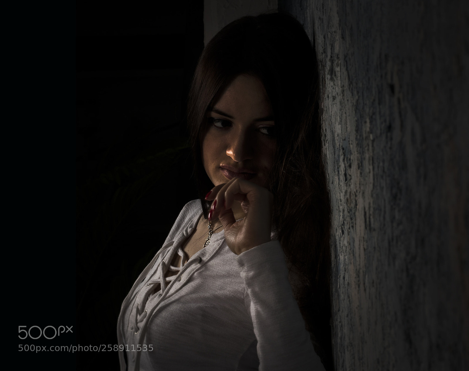 Canon EOS 80D sample photo. Angela in confusion. photography