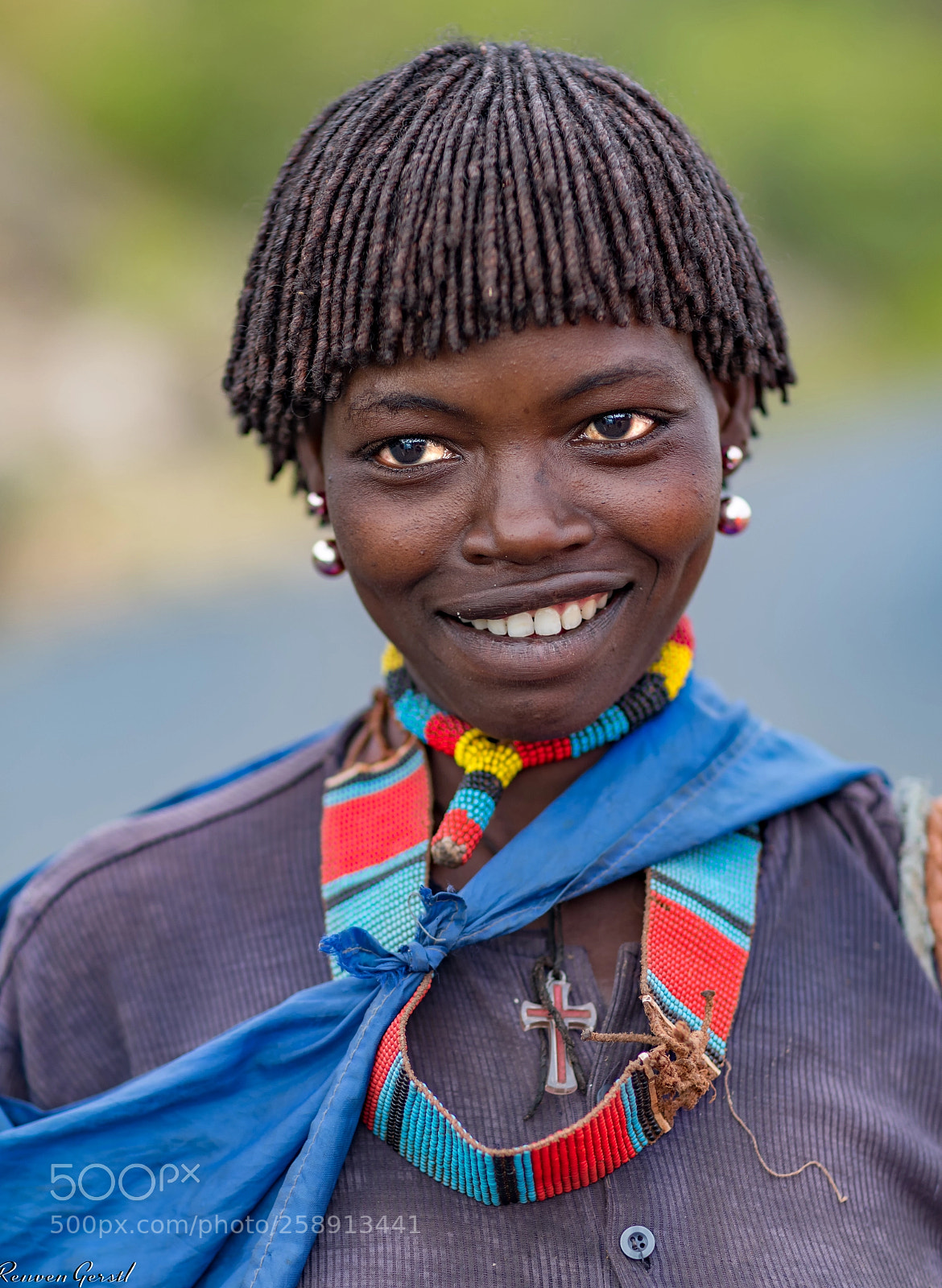 Canon EOS 5D Mark IV sample photo. A smiling ethiopian photography