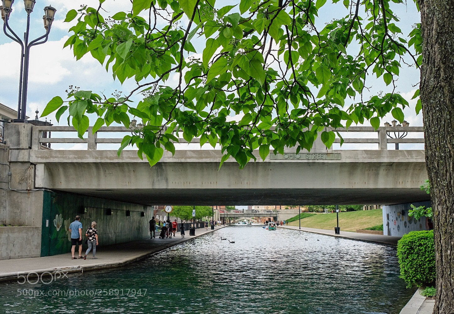 Fujifilm X-H1 sample photo. Canal walk, indy, in  photography