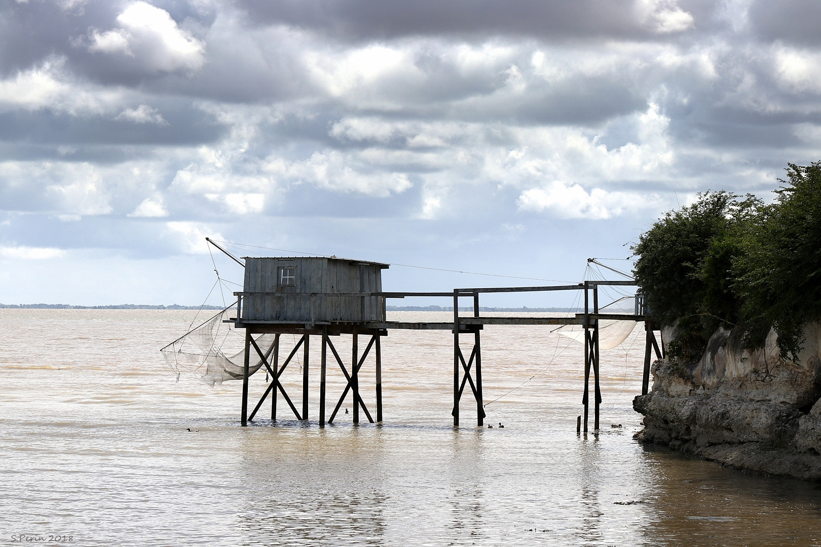 Canon EF 24-70mm F4L IS USM sample photo. Carrelet talmont sur gironde france photography