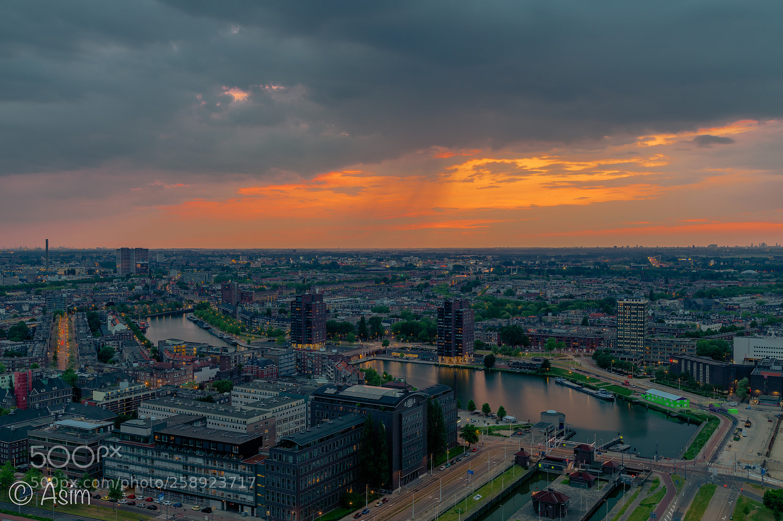 Canon EOS 5D Mark IV sample photo. The charming city! photography