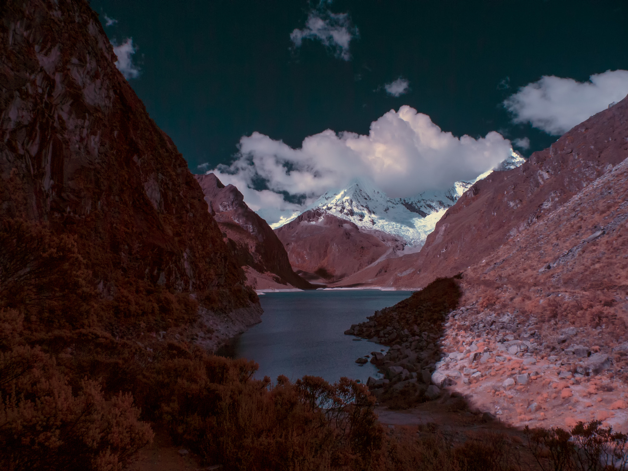 Panasonic Lumix DMC-GF3 sample photo. Paron infrared peru photography