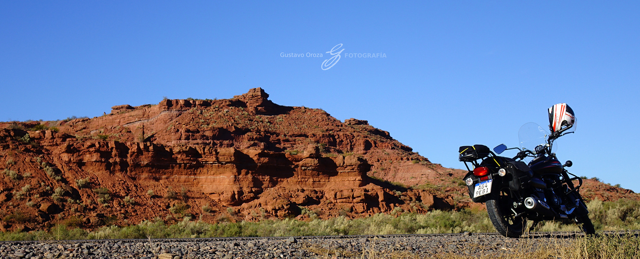 Sony Cyber-shot DSC-RX10 II sample photo. Riding the desert photography