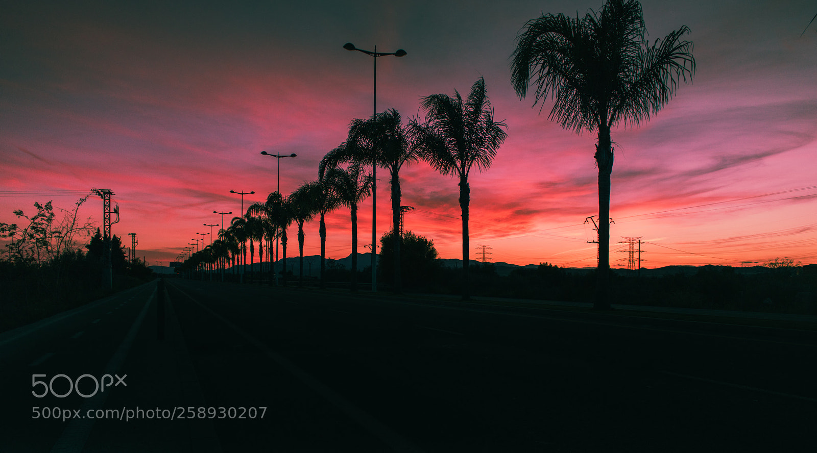 Canon EOS 750D (EOS Rebel T6i / EOS Kiss X8i) sample photo. La vibes in spain photography