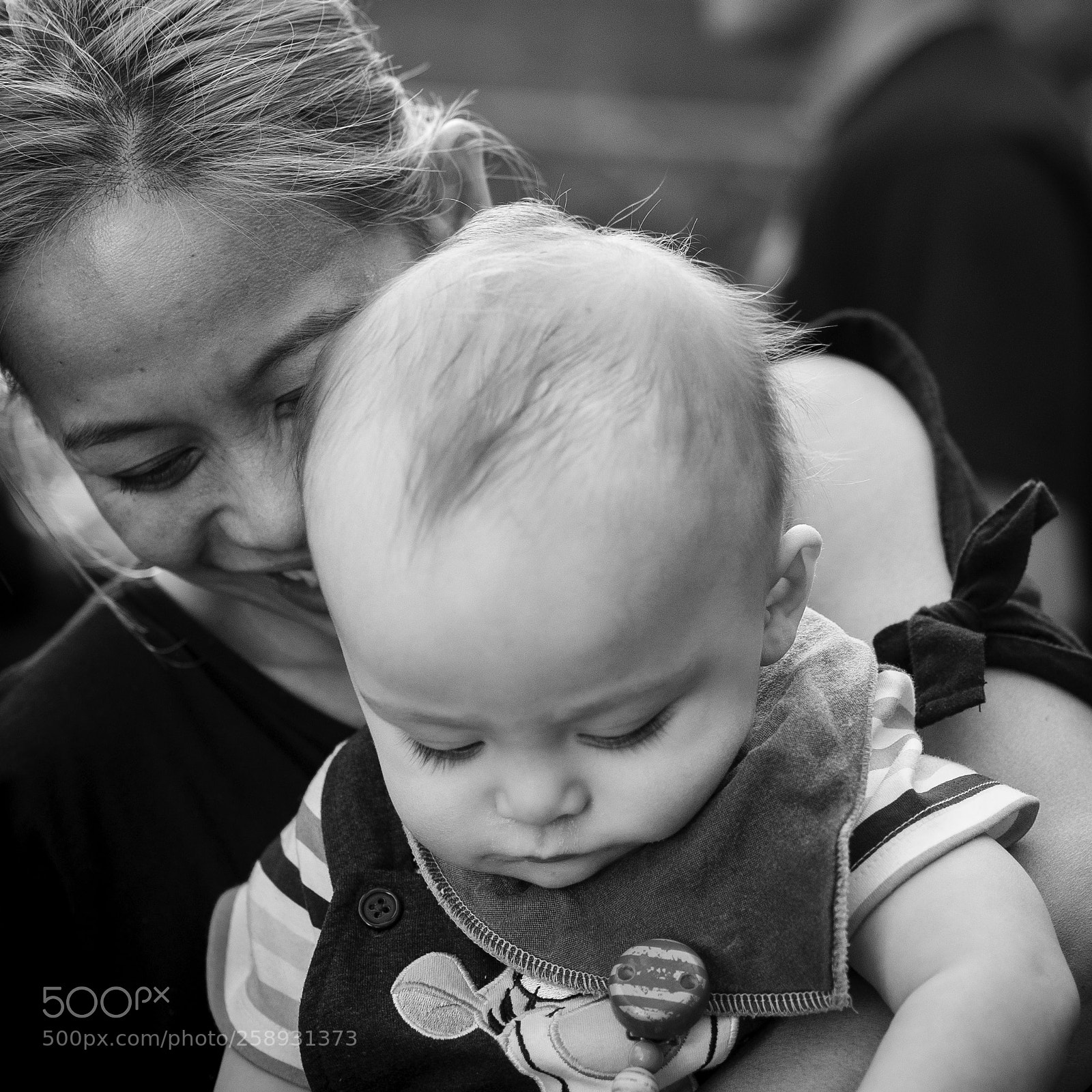 Olympus OM-D E-M1 sample photo. Mother & son photography
