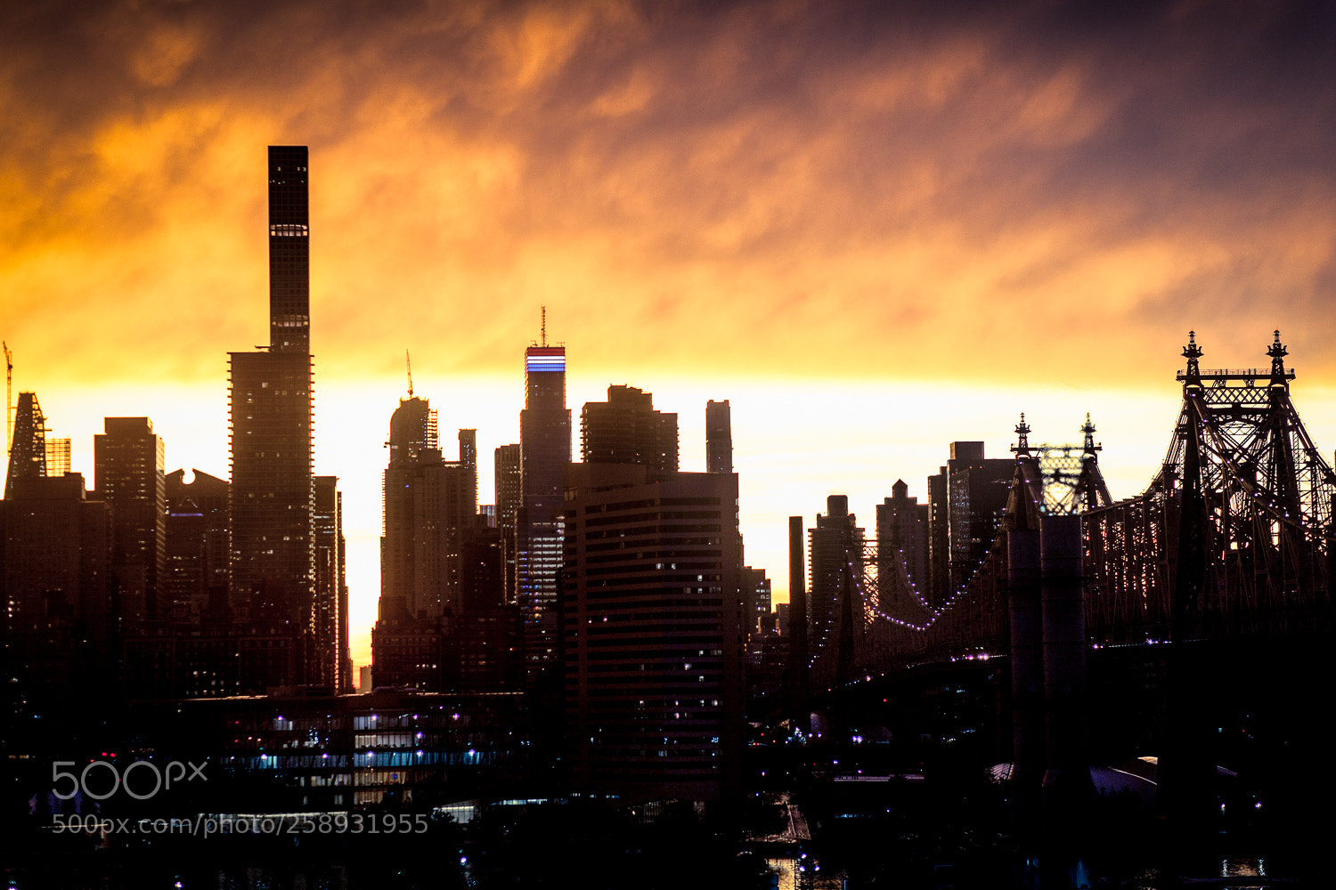 Canon EOS 5D Mark II sample photo. Manhattan after storm photography