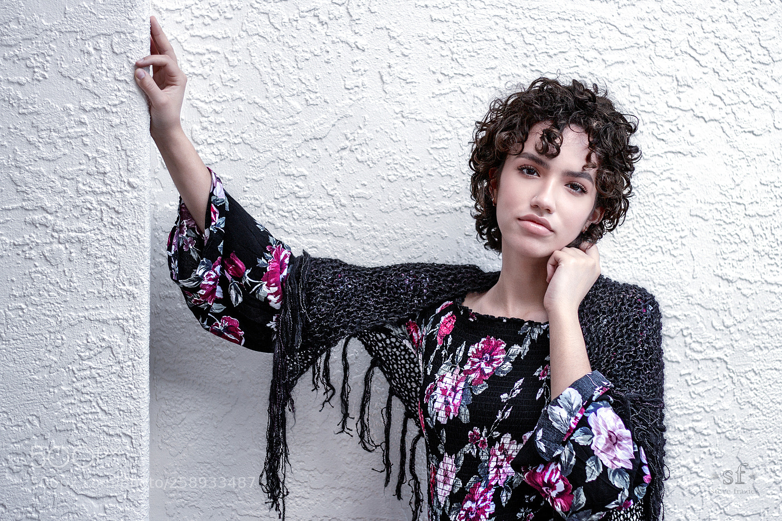 Canon EOS 60D sample photo. A knitted shawl photography