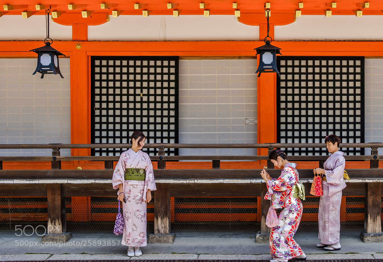 Fujifilm X-T20 sample photo. Three friends photography