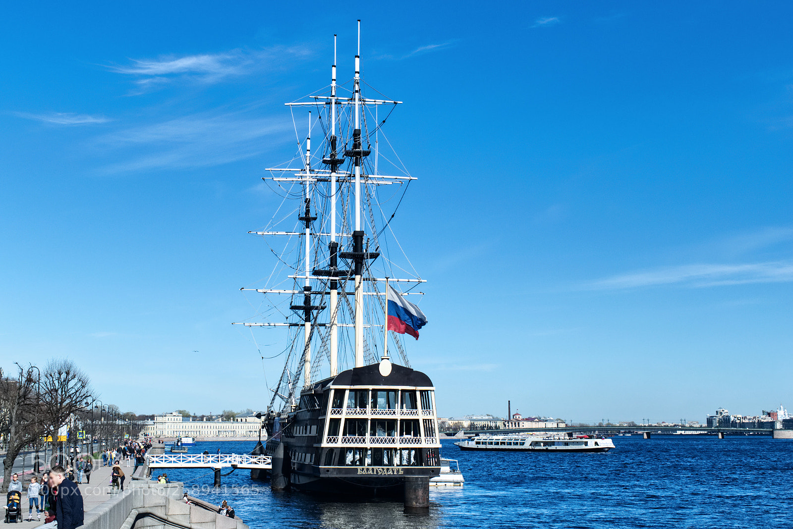 Nikon D5300 sample photo. Ship photography