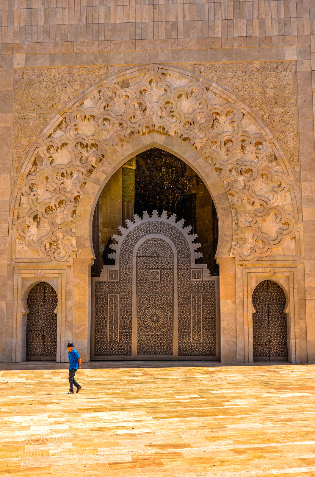 Nikon D7000 sample photo. The tourist photography