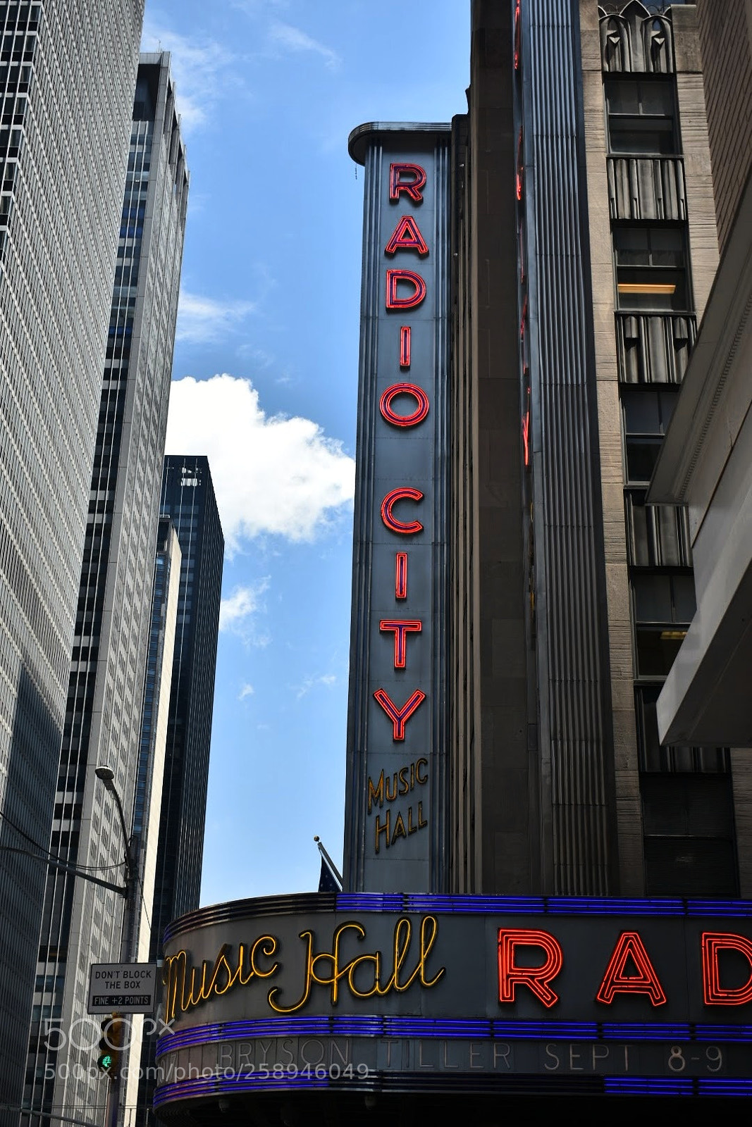 Nikon D3400 sample photo. Radio city. photography