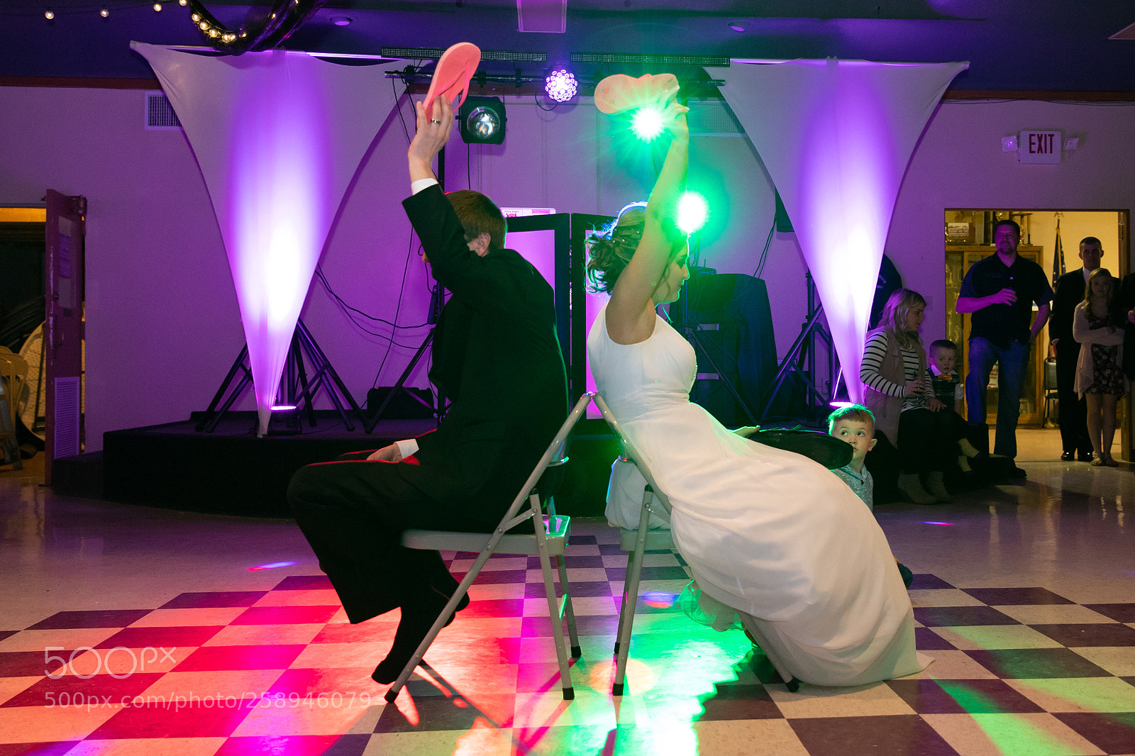 Canon EOS 6D Mark II sample photo. The newlywed game photography