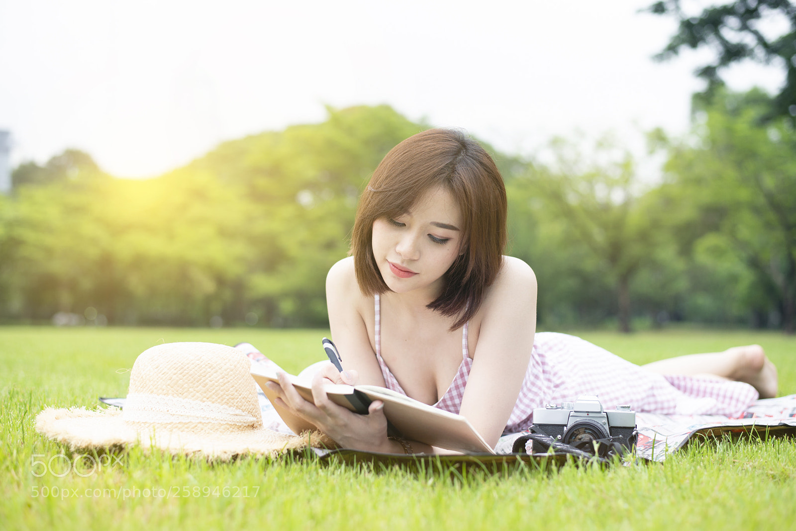 Nikon D610 sample photo. Relaxing at the park. photography