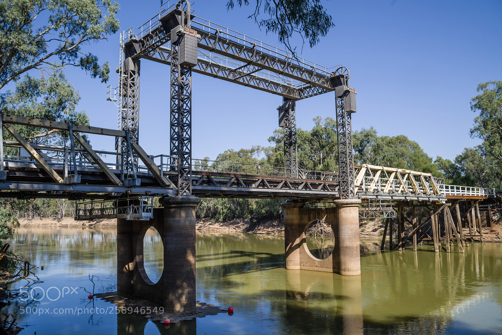 Pentax K-1 sample photo. The bridge photography