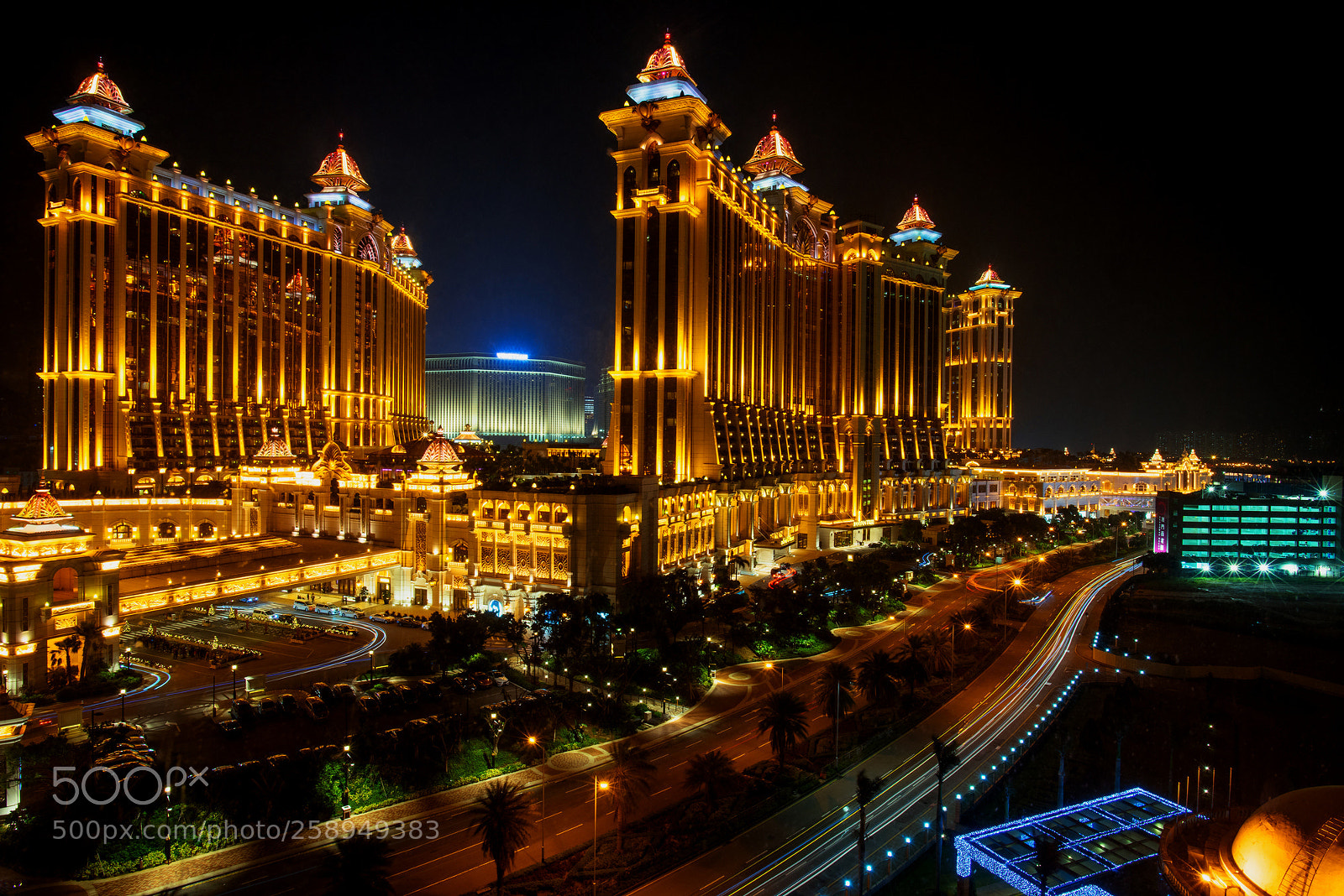 Nikon D810 sample photo. Galaxy hotel photography