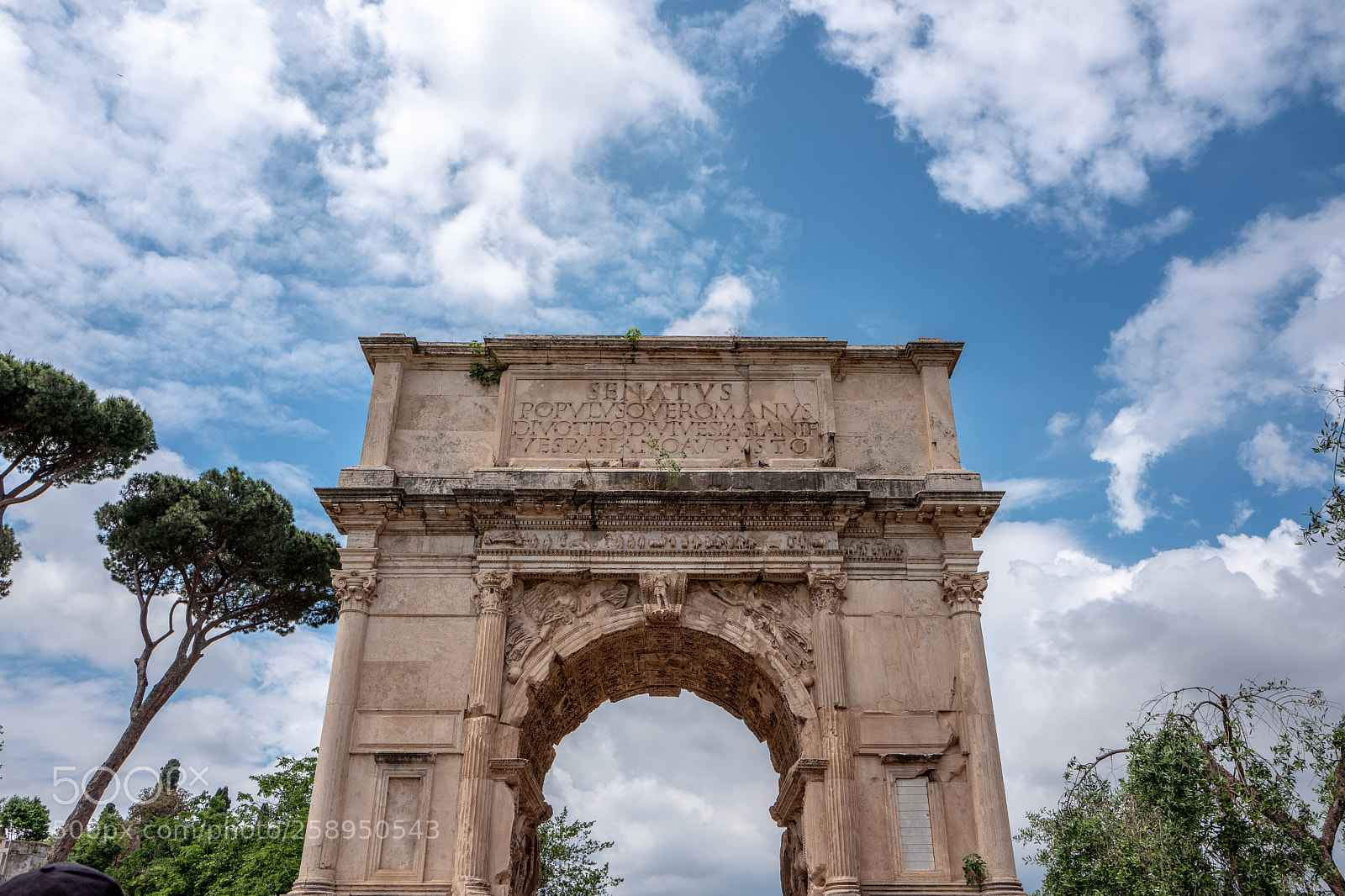 Leica Q (Typ 116) sample photo. Roman forum photography
