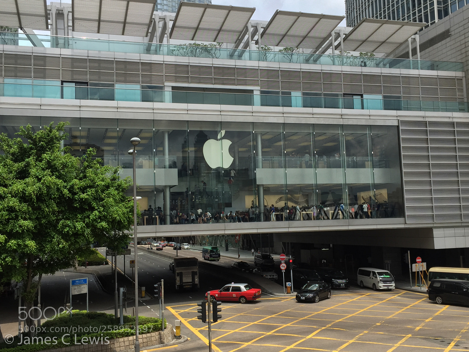 Apple iPhone 6 sample photo. Apple store photography