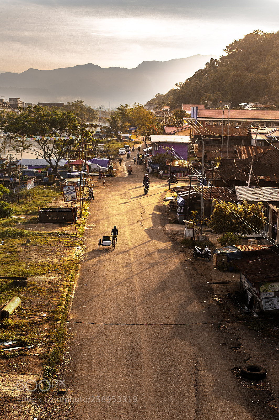 Nikon D3200 sample photo. Sun rising the road photography