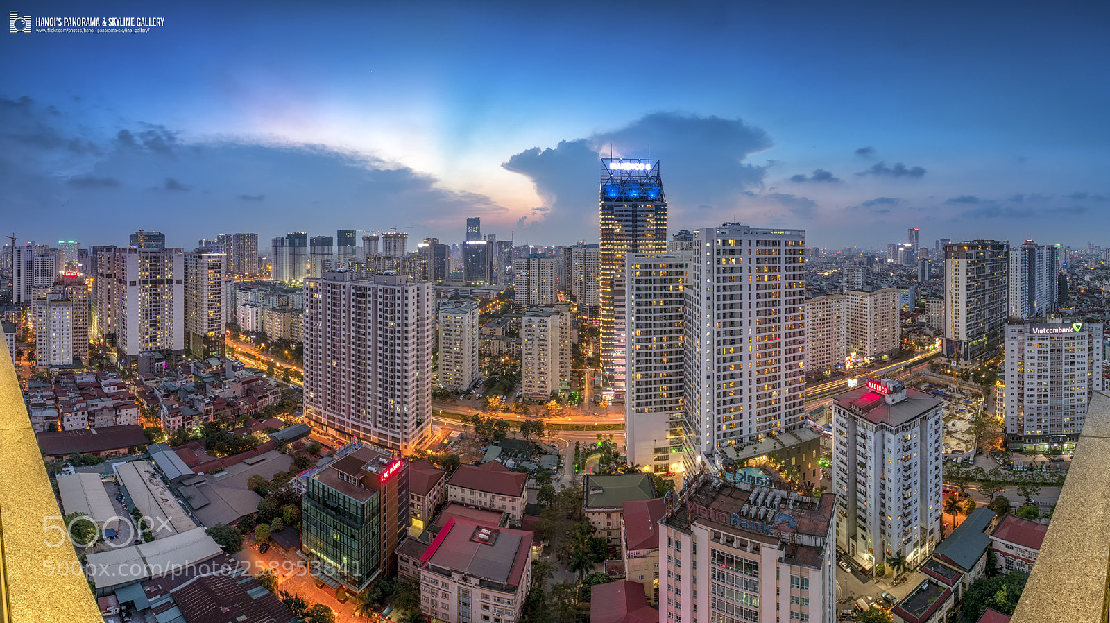 Canon EOS 5D Mark IV sample photo. Hanoi skyline photography