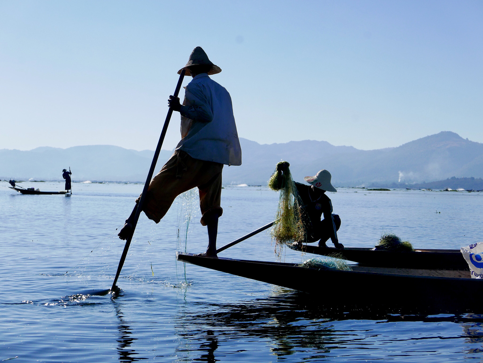 Leica D-Lux (Typ 109) sample photo. Fishermen in myanmar photography