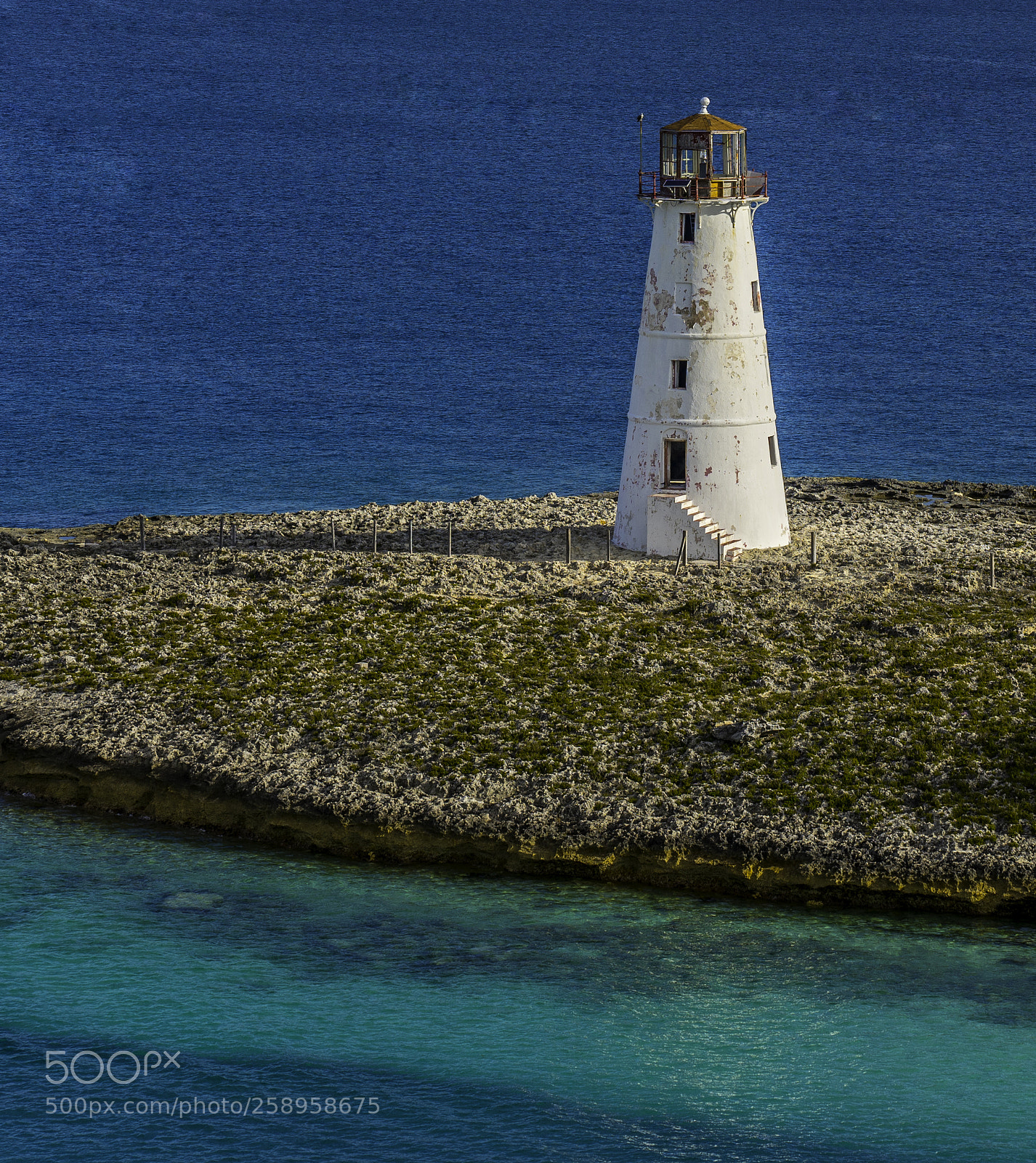 Sony a7R III sample photo. Hog island lighthouse bahamas photography