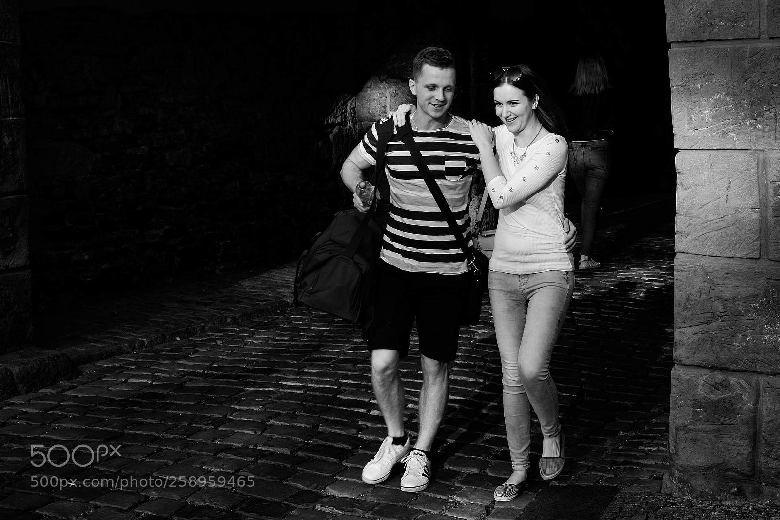 Fujifilm X-E2 sample photo. A couple in bright photography