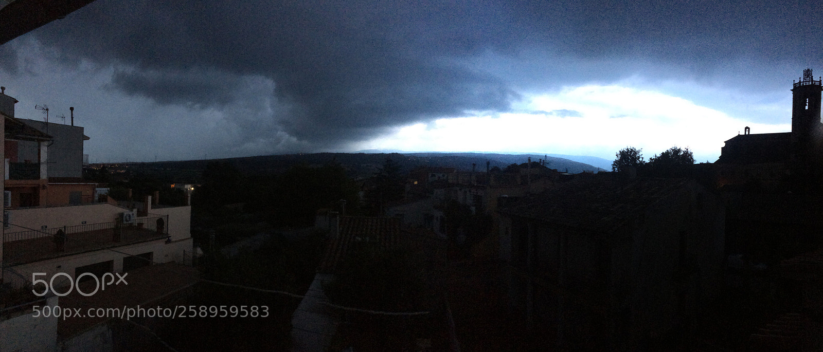 Apple iPhone 5s sample photo. Storm is coming photography