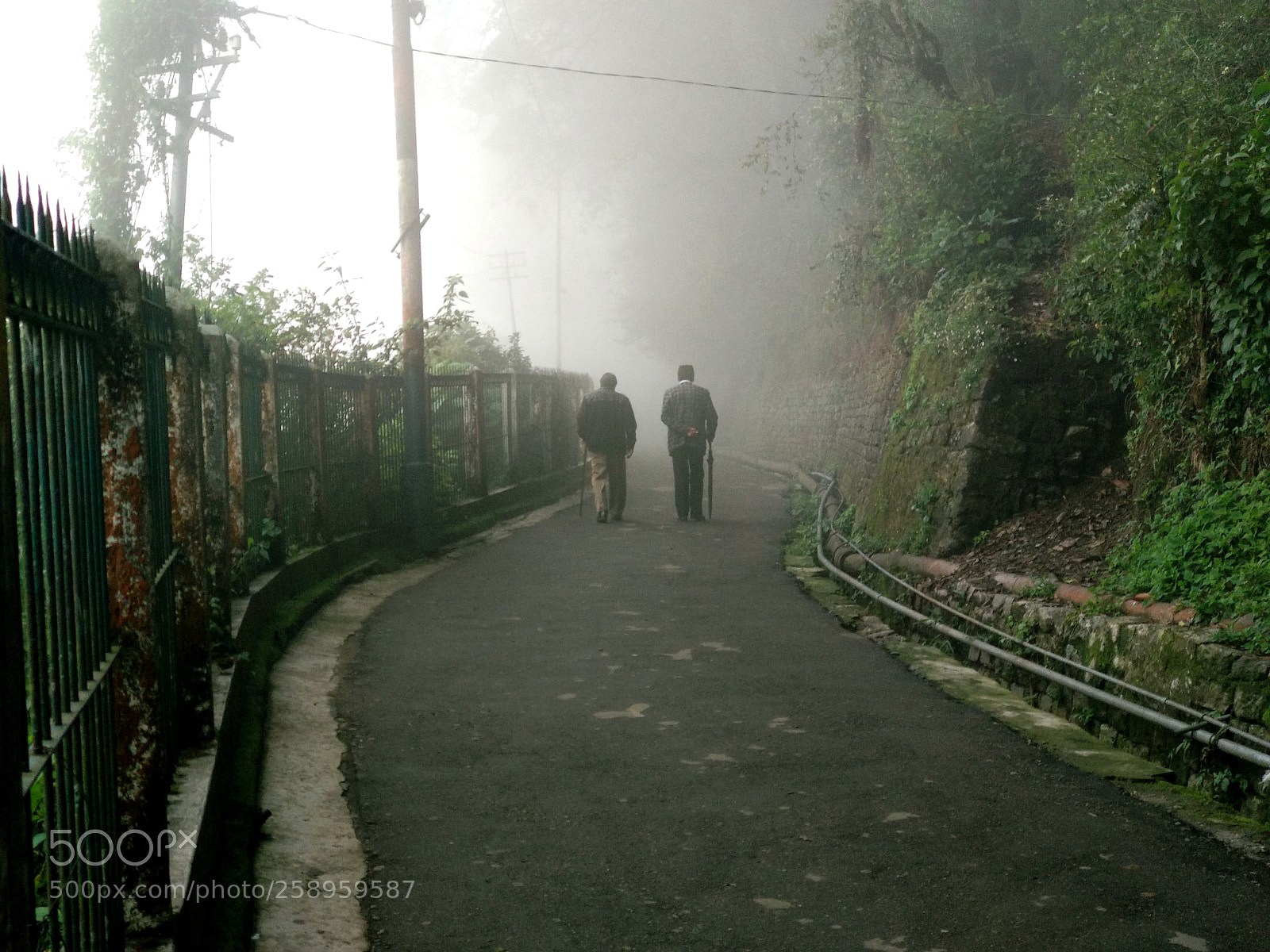 Xiaomi Mi A1 sample photo. Old age photography