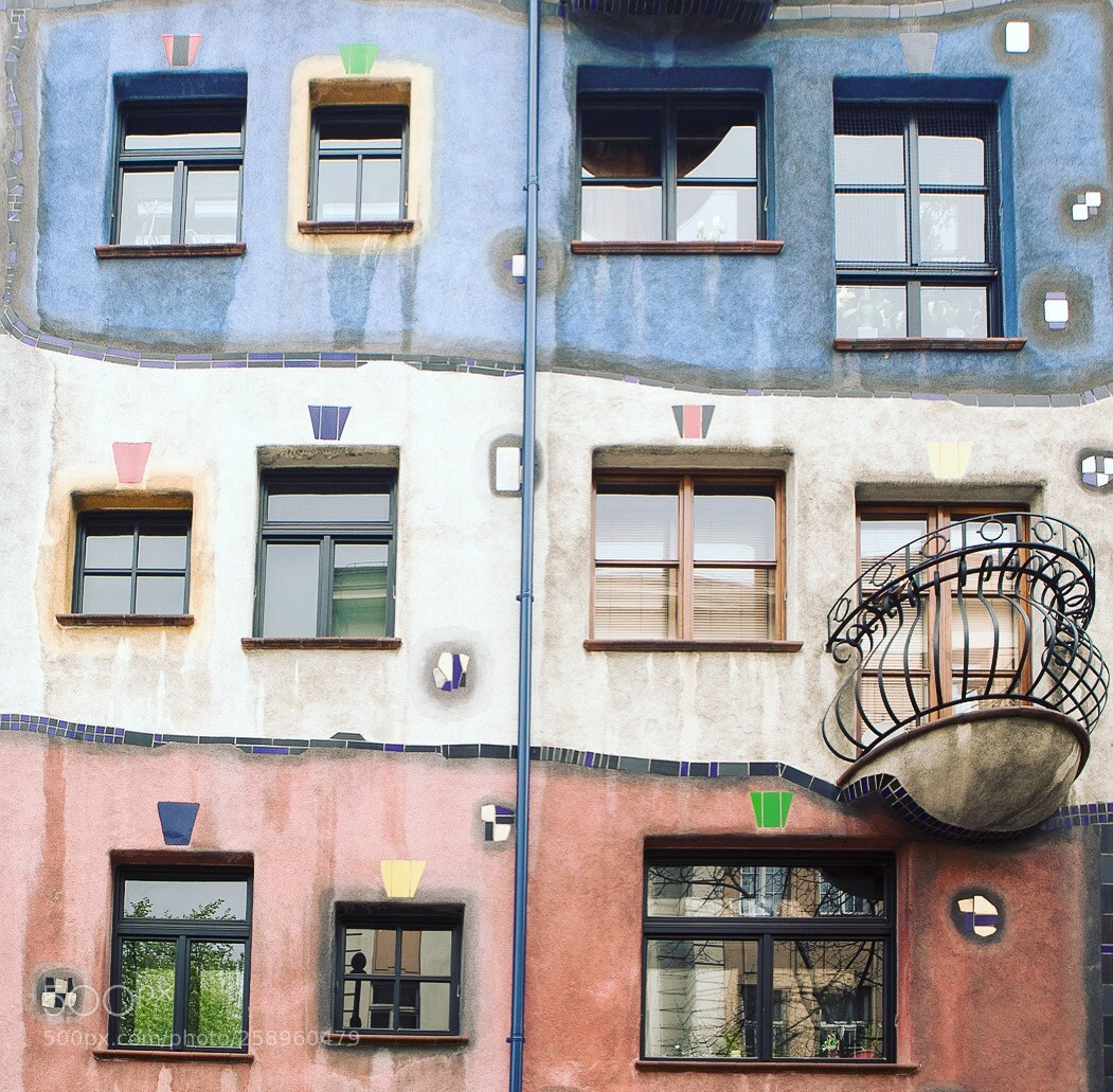 Canon EOS 5D Mark IV sample photo. Almost mirrored - hundertwasser photography
