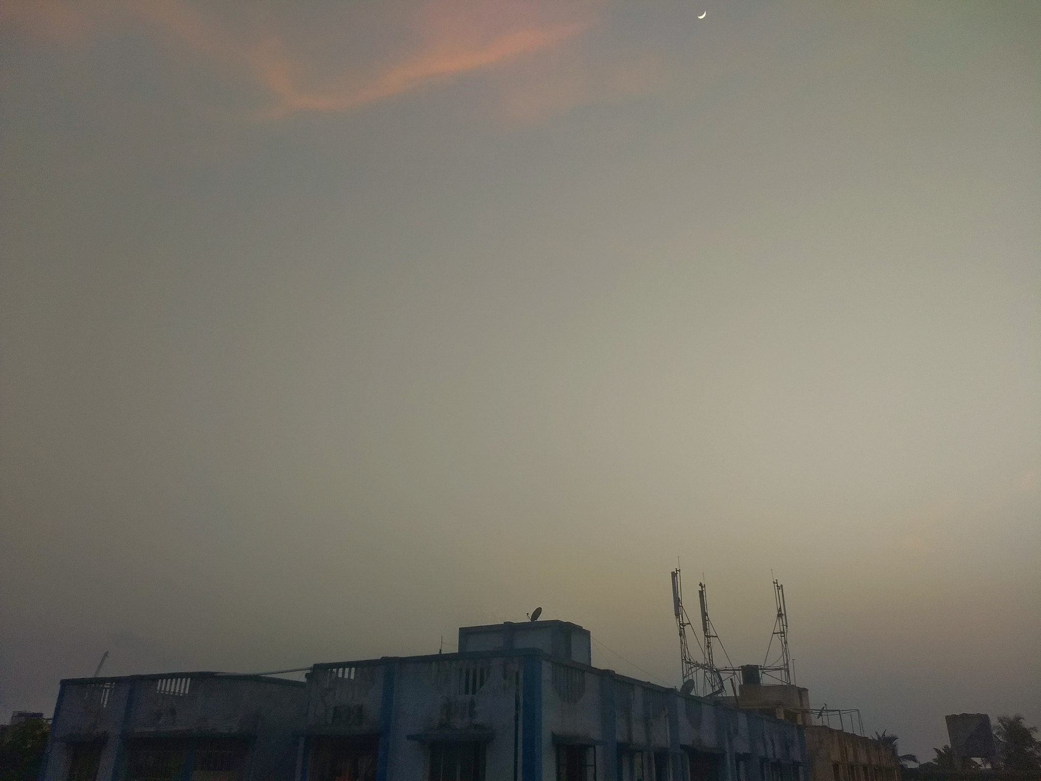Motorola Moto G (5) Plus sample photo. Skyline photography