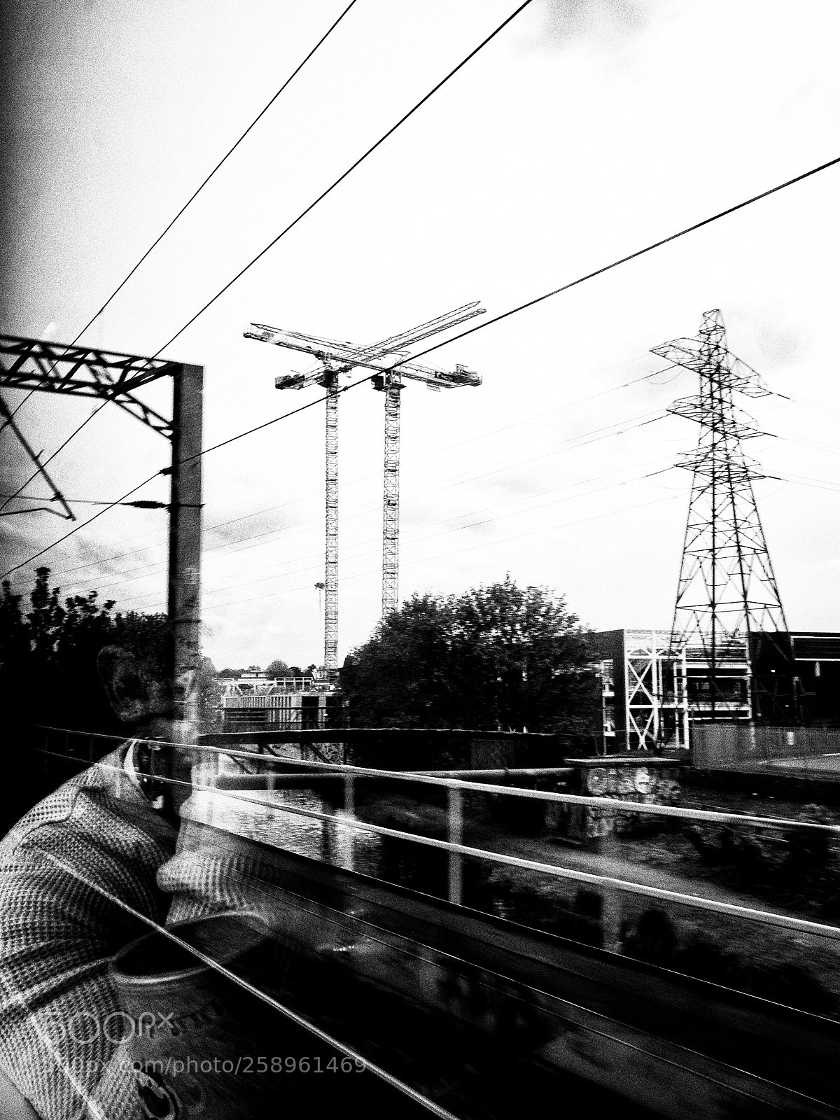 Ricoh GR II sample photo. Pylon photography