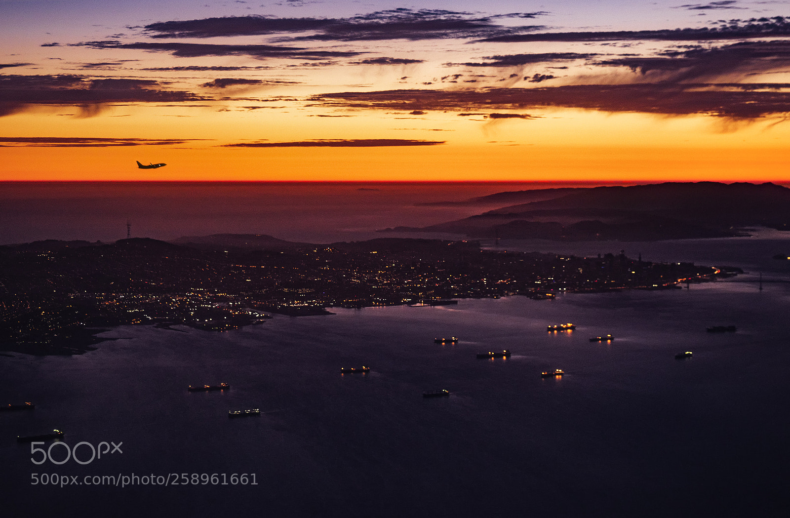 Canon EOS 7D Mark II sample photo. Sunset flight photography