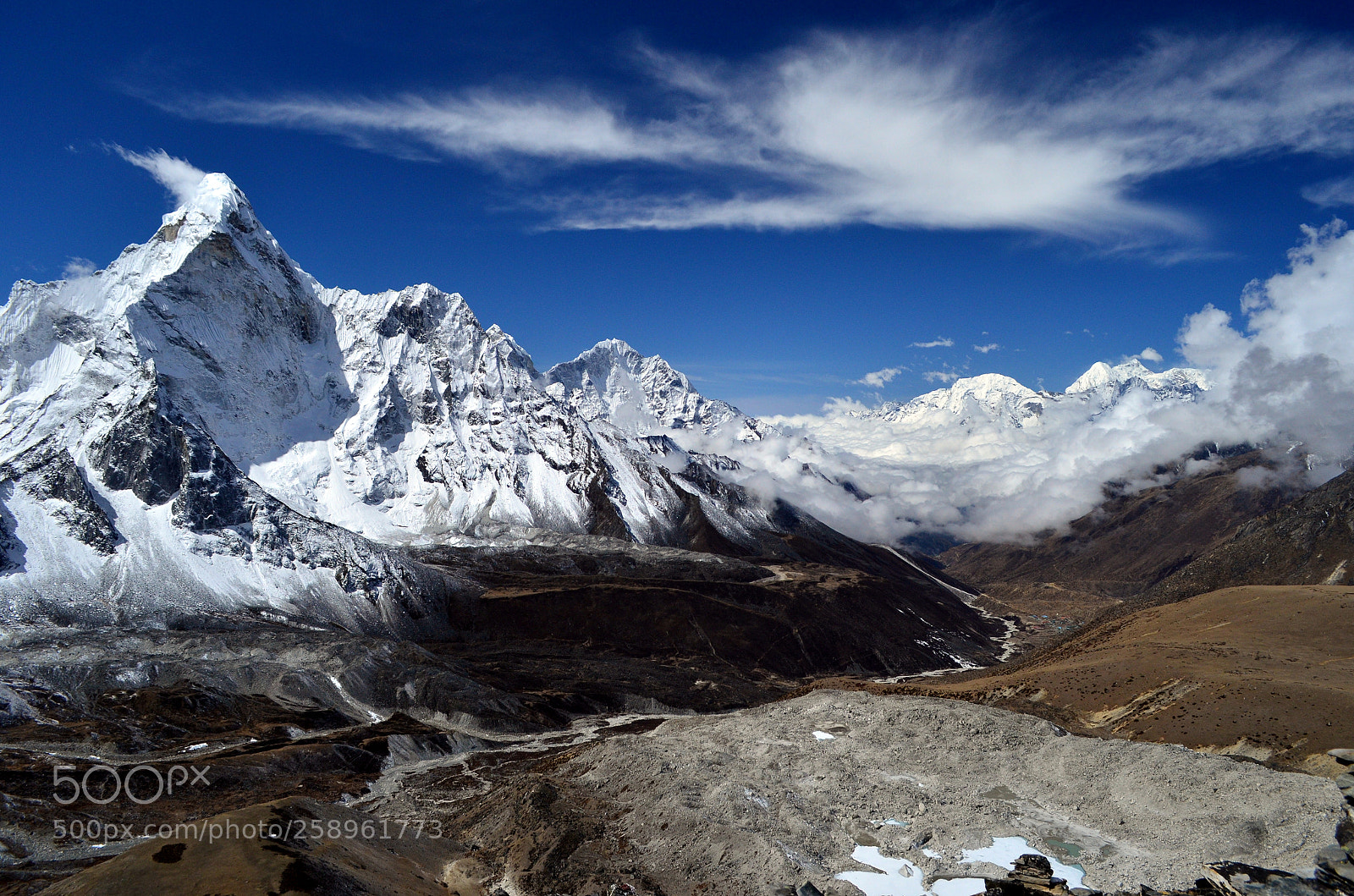 Nikon D5100 sample photo. Glorious ama dablam photography