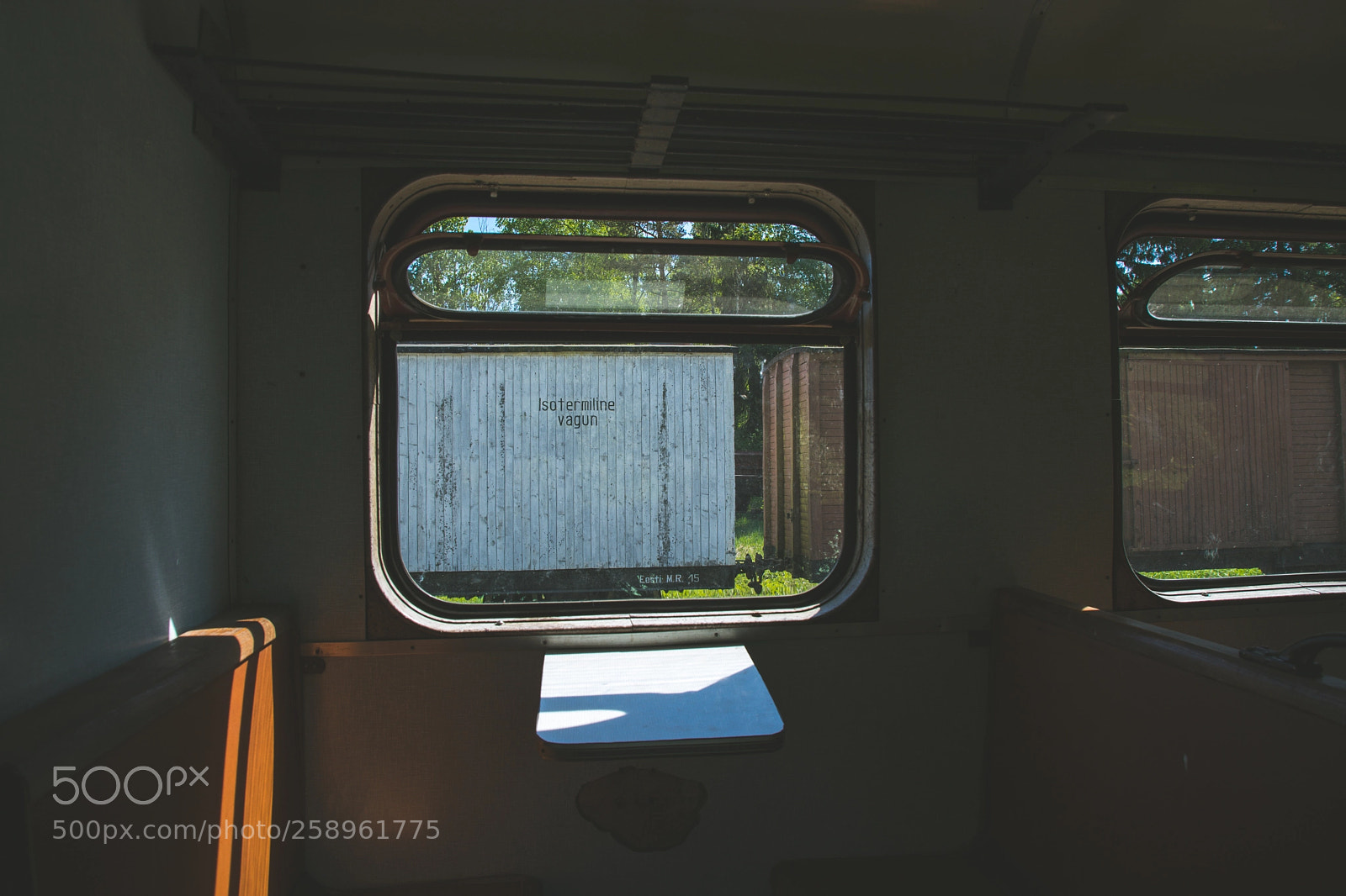 Canon EOS 5D Mark IV sample photo. Railroad car photography