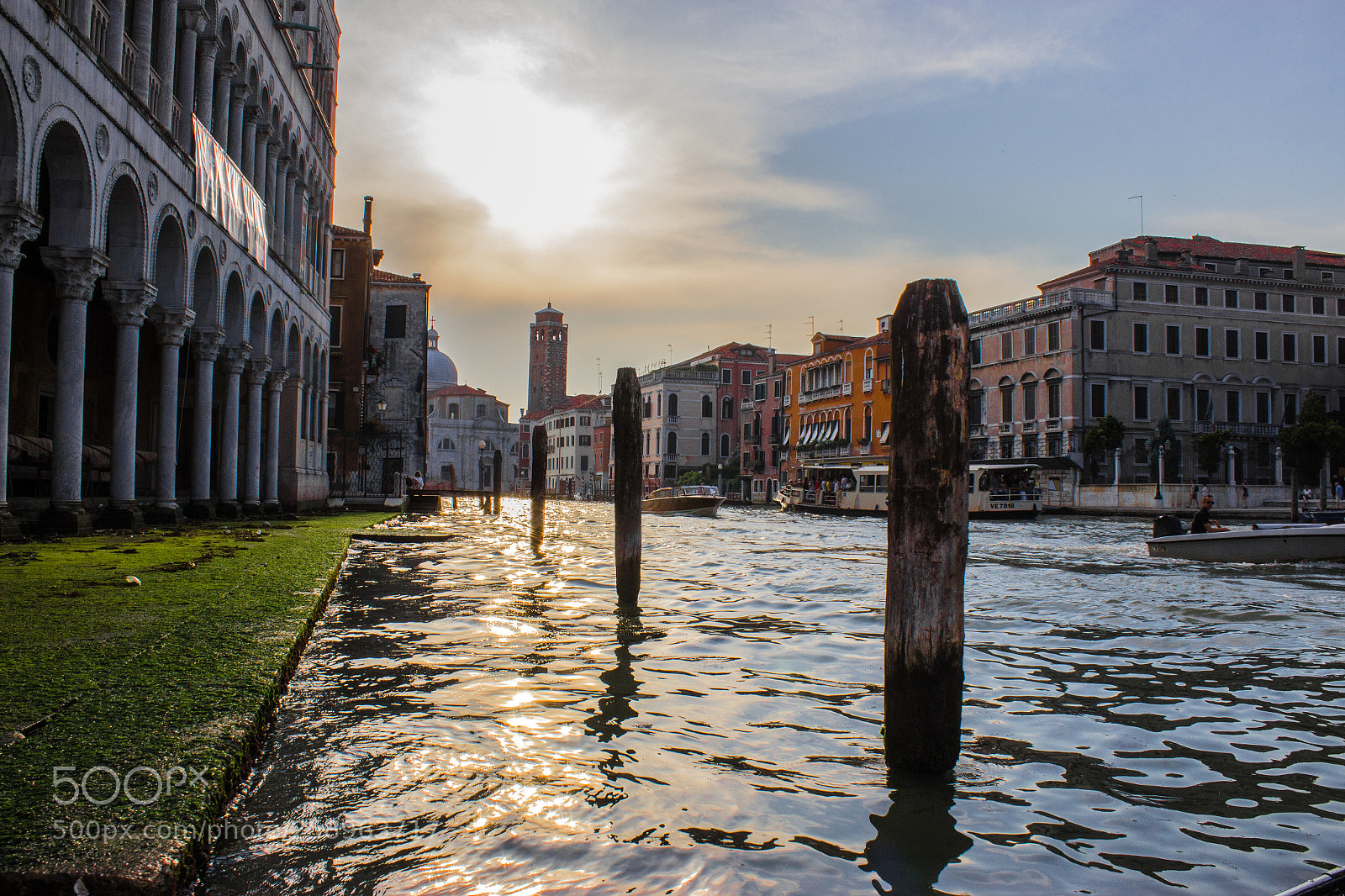 Canon EOS 600D (Rebel EOS T3i / EOS Kiss X5) sample photo. The grand canal photography