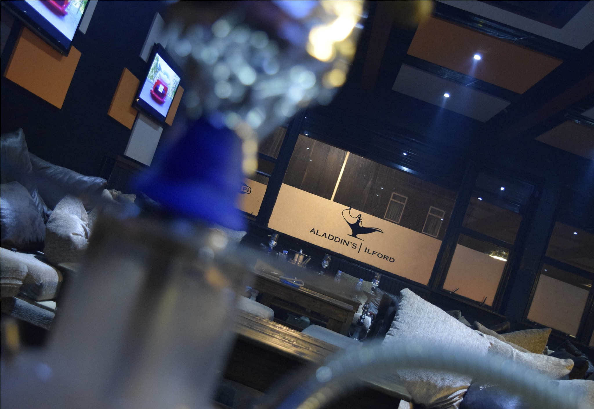 Nikon D5300 sample photo. Aladdins: number #1 shisha lounge photography