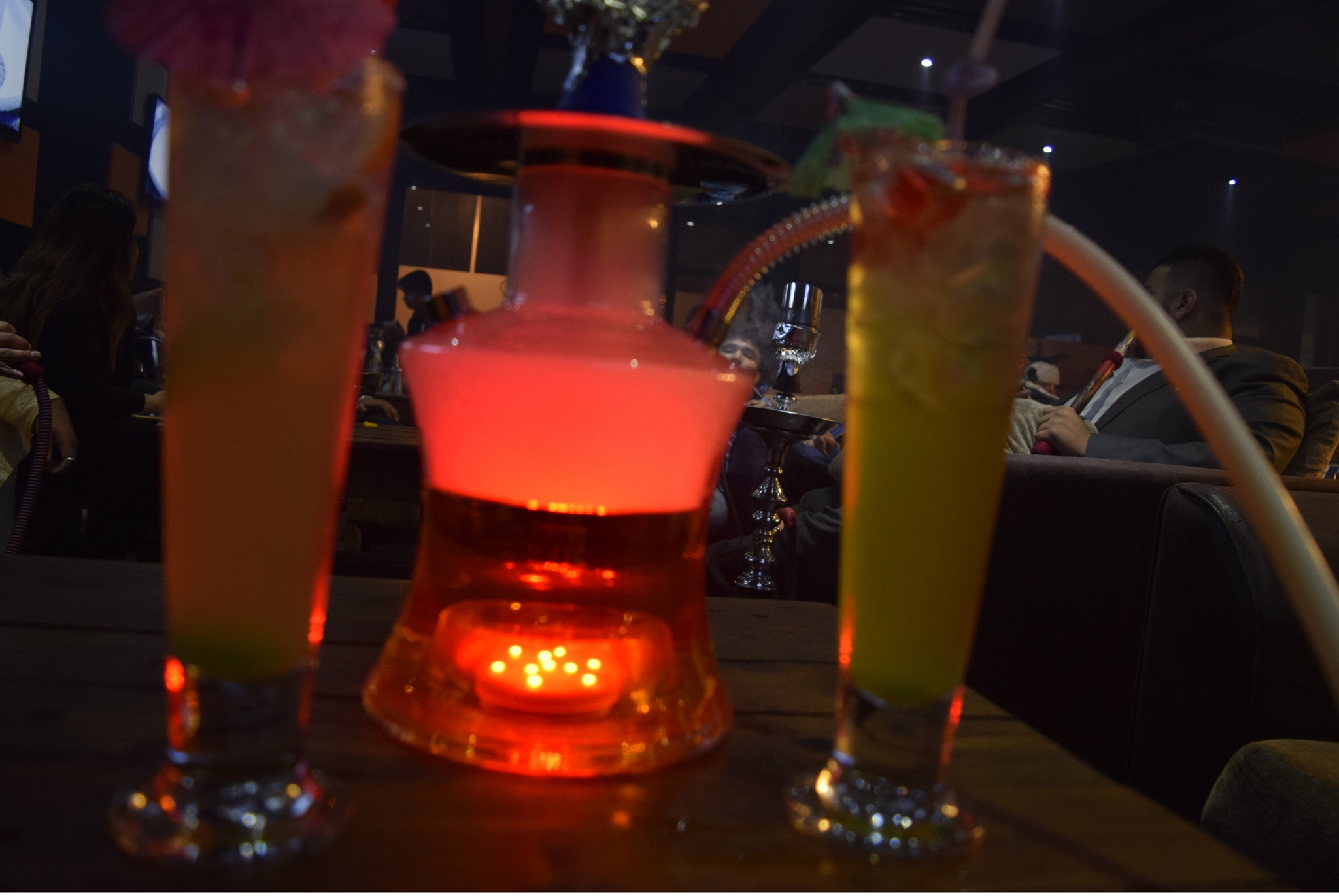 Nikon D5300 sample photo. Aladdins: number #1 shisha lounge photography