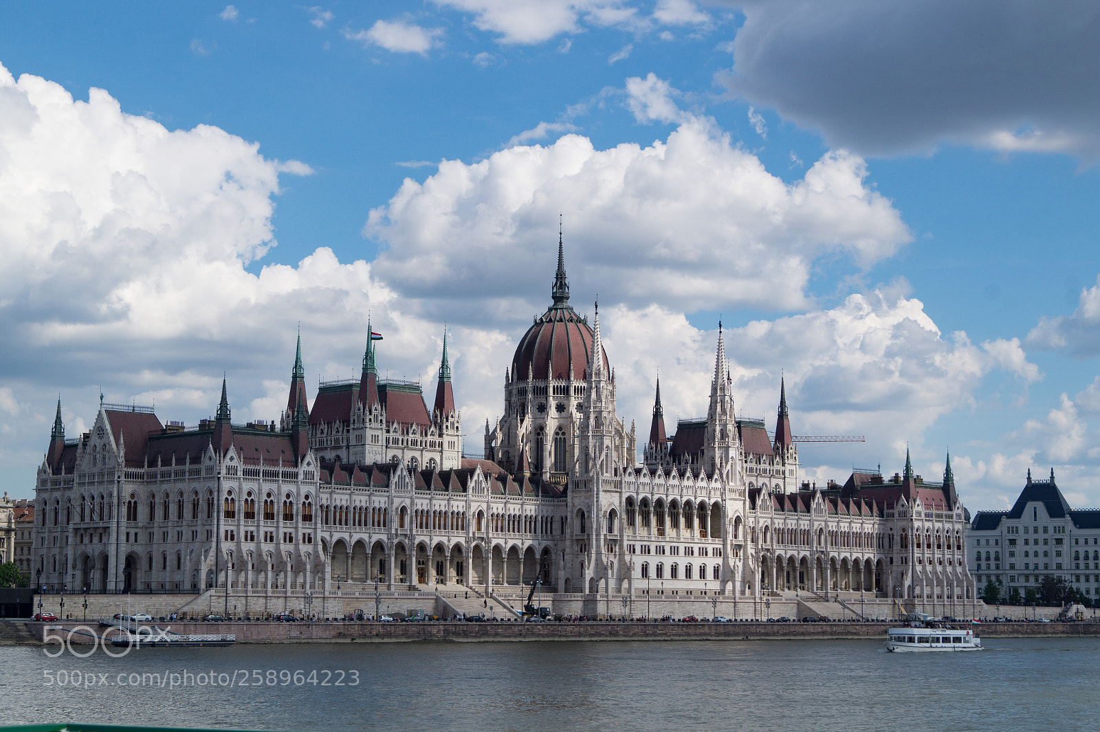 Sony SLT-A58 sample photo. Parliament photography