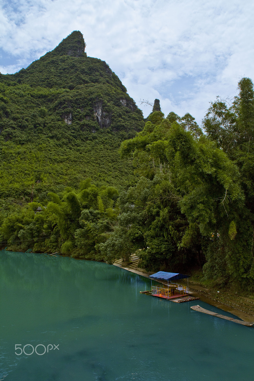 Canon EOS 600D (Rebel EOS T3i / EOS Kiss X5) sample photo. Landscape in xingping photography